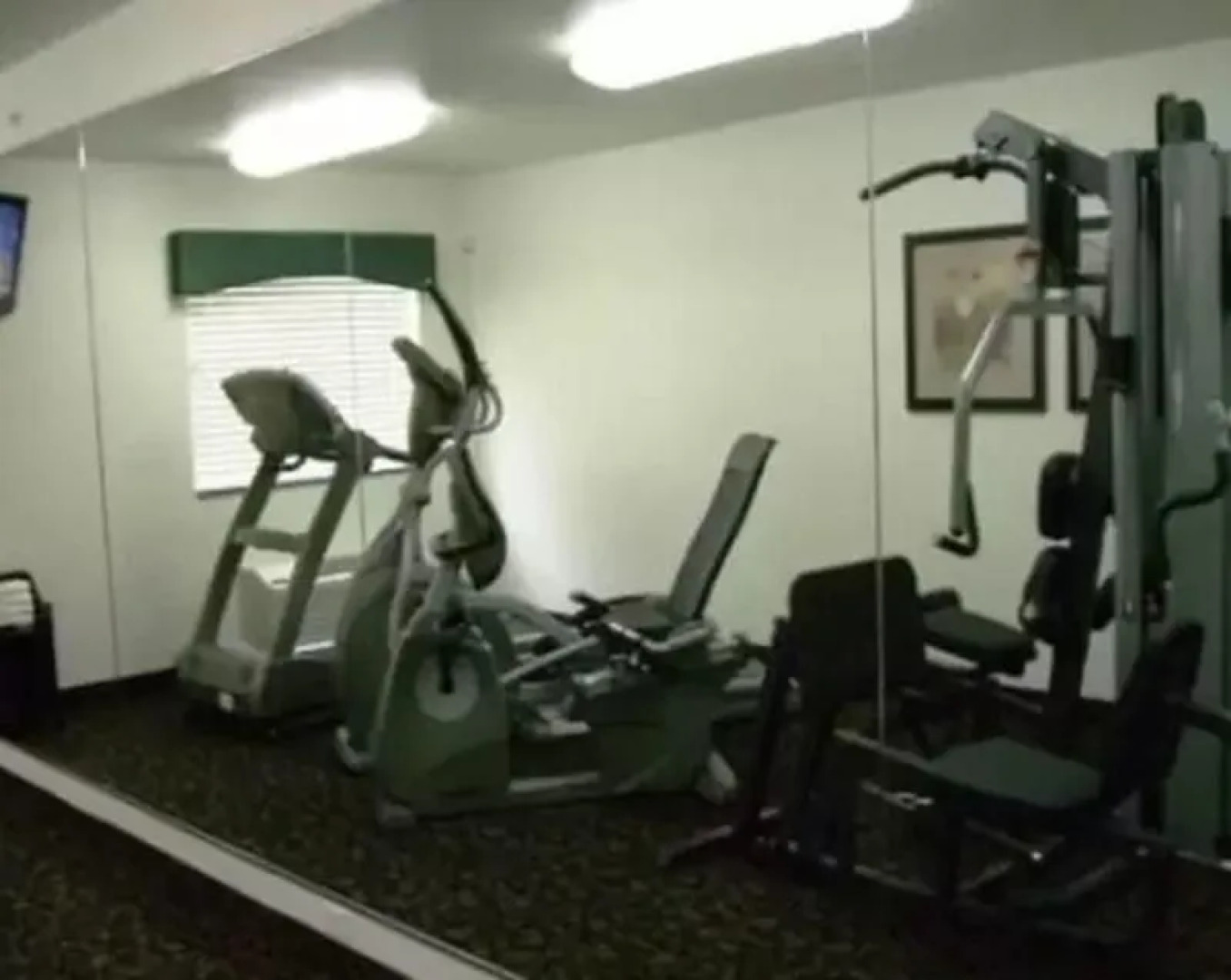 Oak Tree Inn - Comfort