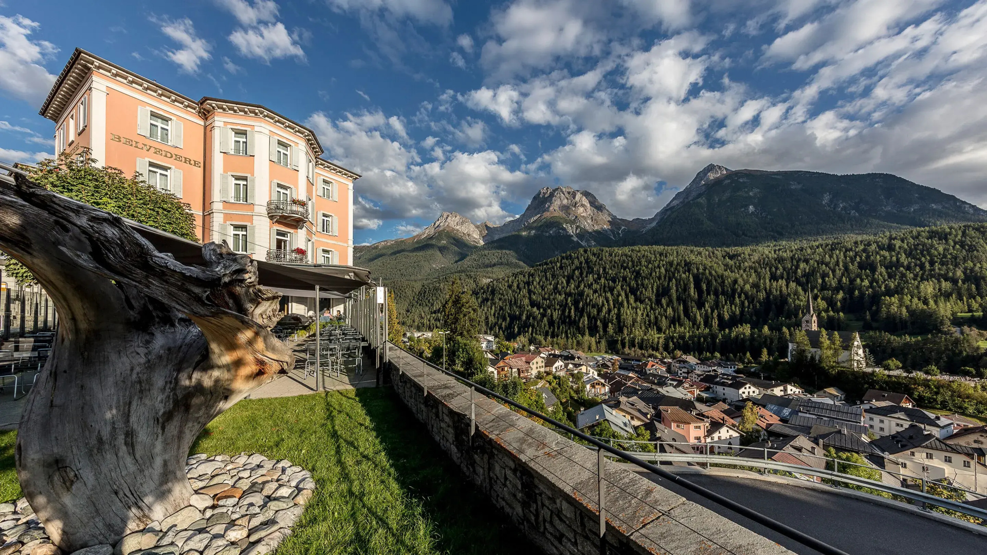 Hotel Belvedere Scuol