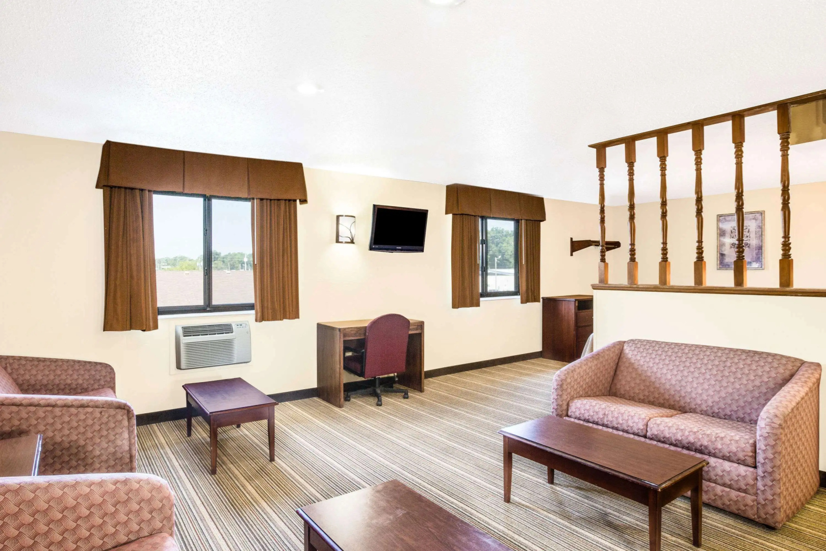 Coastal Inn & Suites - Wilmington, NC