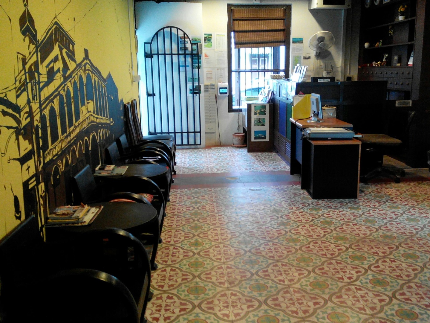 Sunny Hostel Phuket