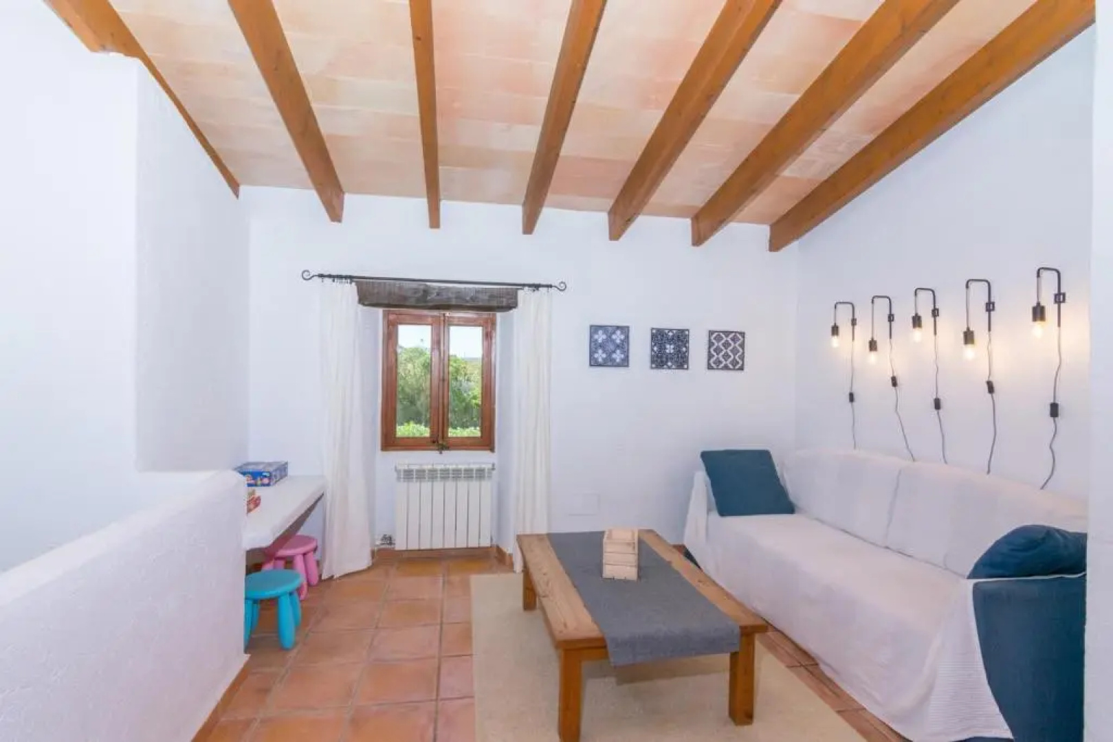 Preciosa casa con piscina a 1 Km de Santa Maria del cami