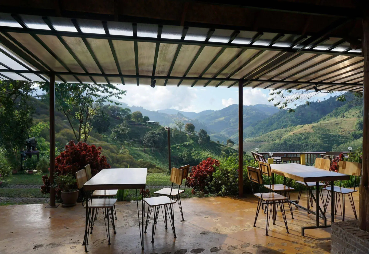 Maesalong Mountain Home