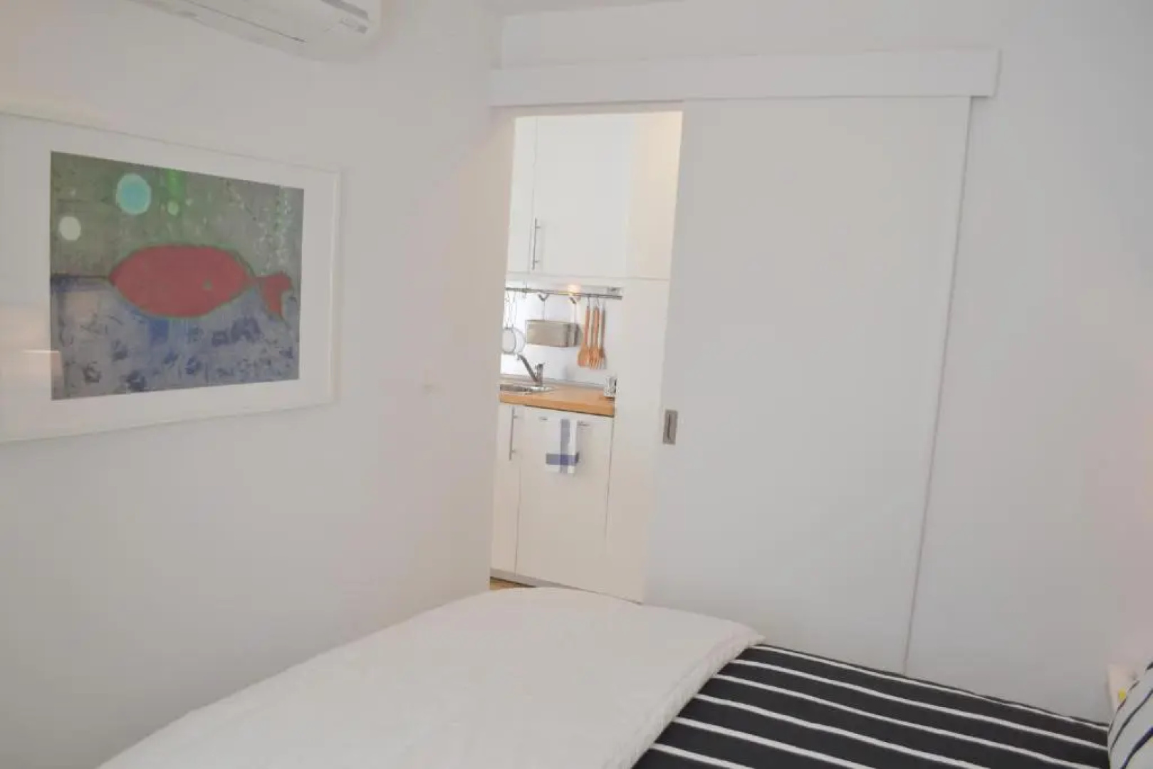 RH Factory 15, Lisbon Apartment