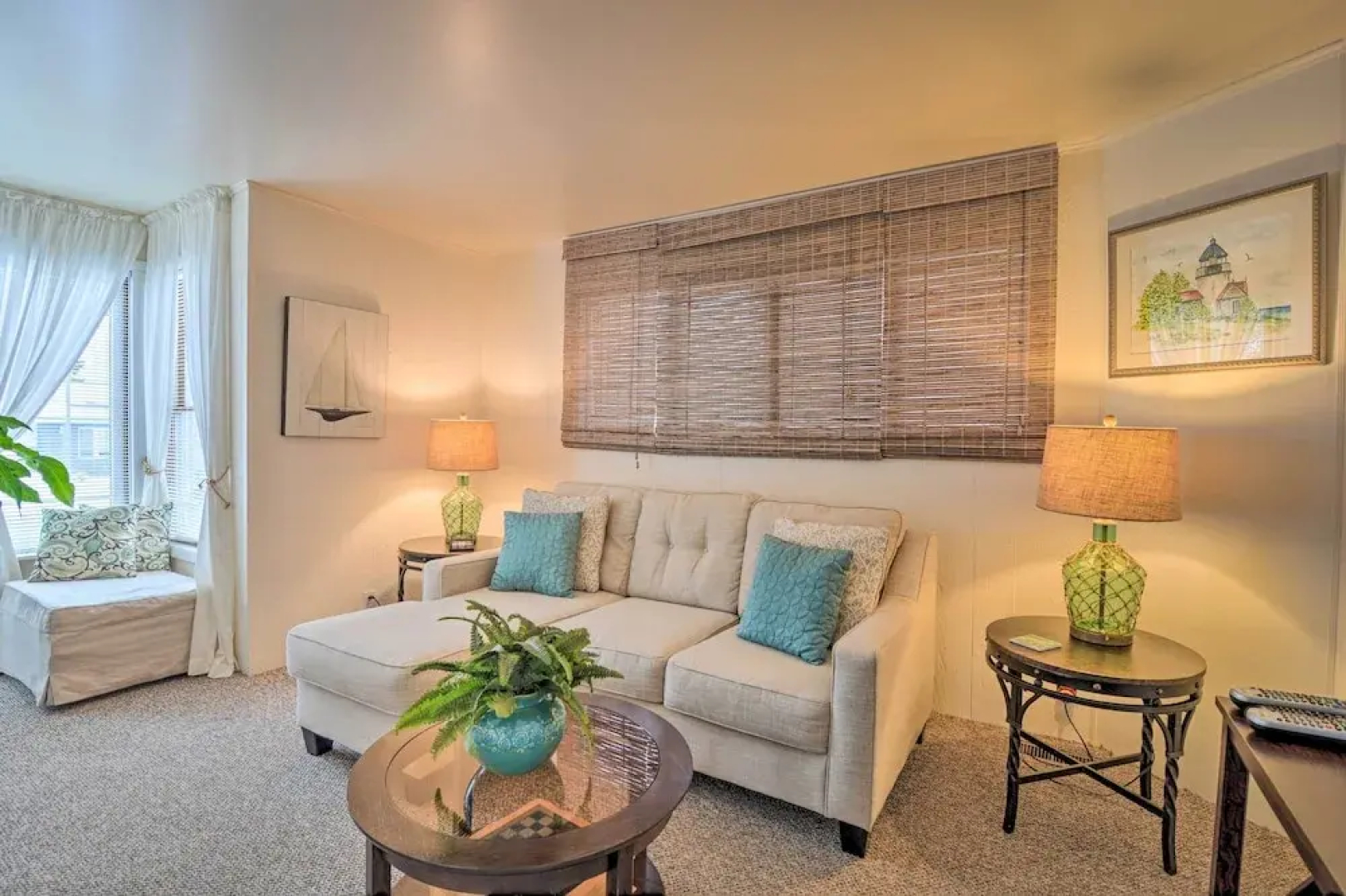 Hip Downtown Cottage - Walk to Beach, Pier, Dining