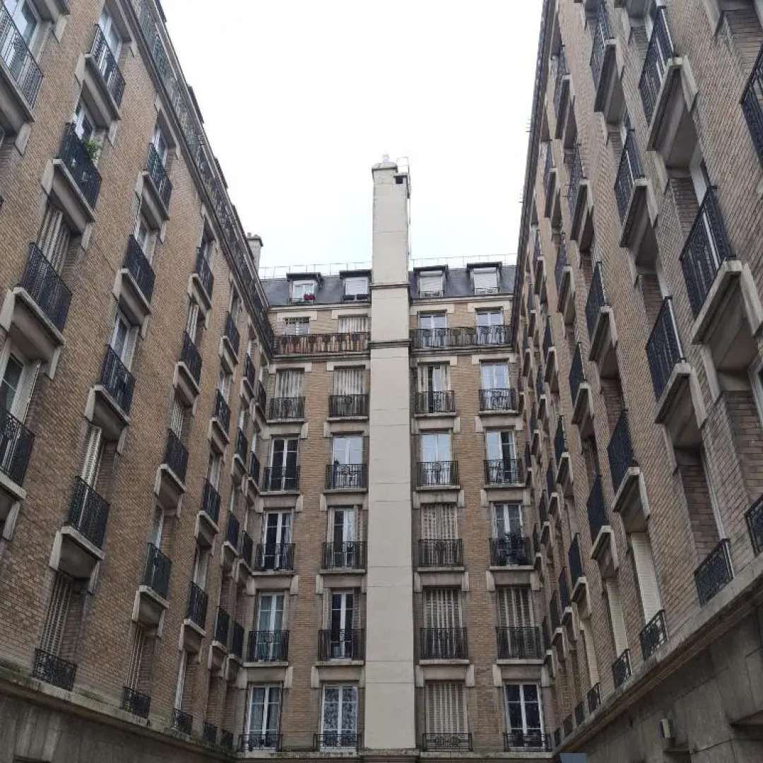 Residence Cosy, Chambre Privee Non Mitoyenne Avec Serrure Dans Un Appartement de 50 M Carres (Adults Only)