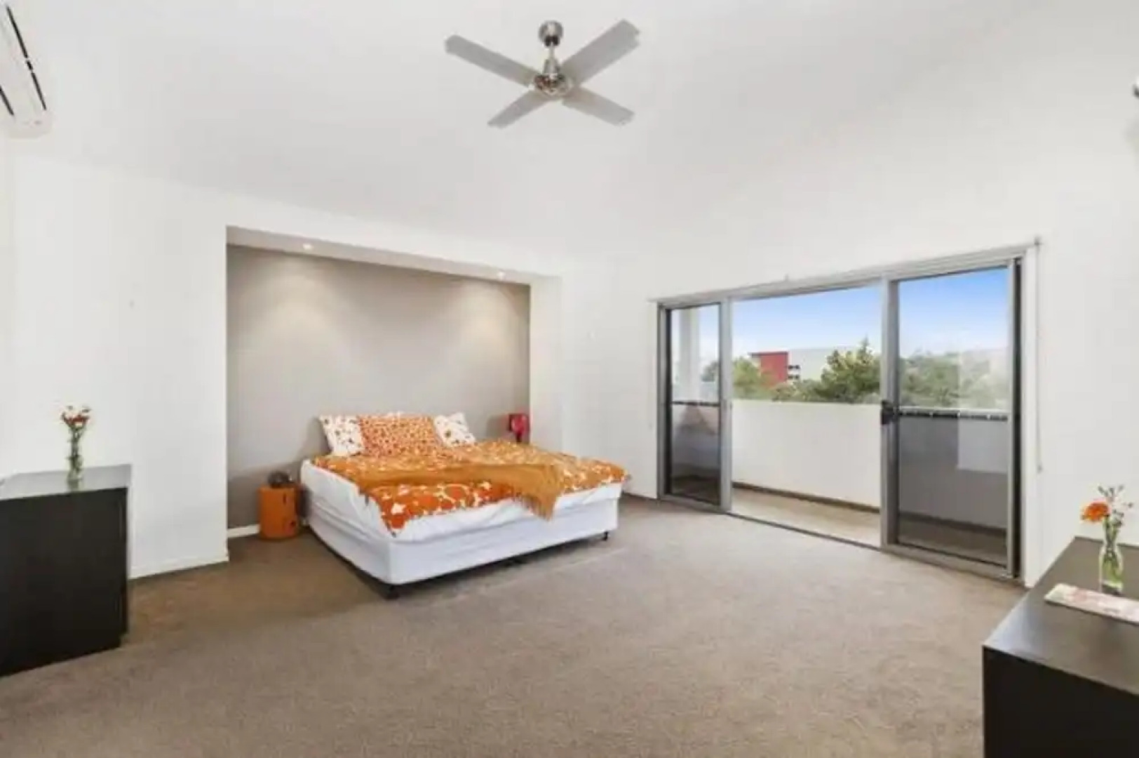 Malibu House On Salt Village Beach