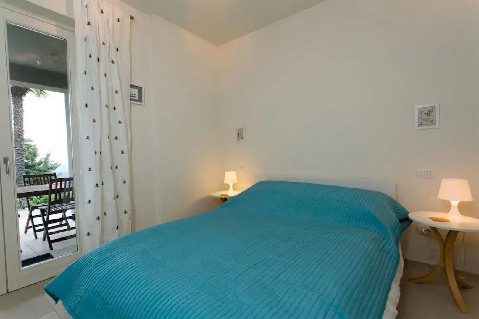 Contemporary 3 Bed Italian Lakes Villa, Lake Views, Wifi, BBQ