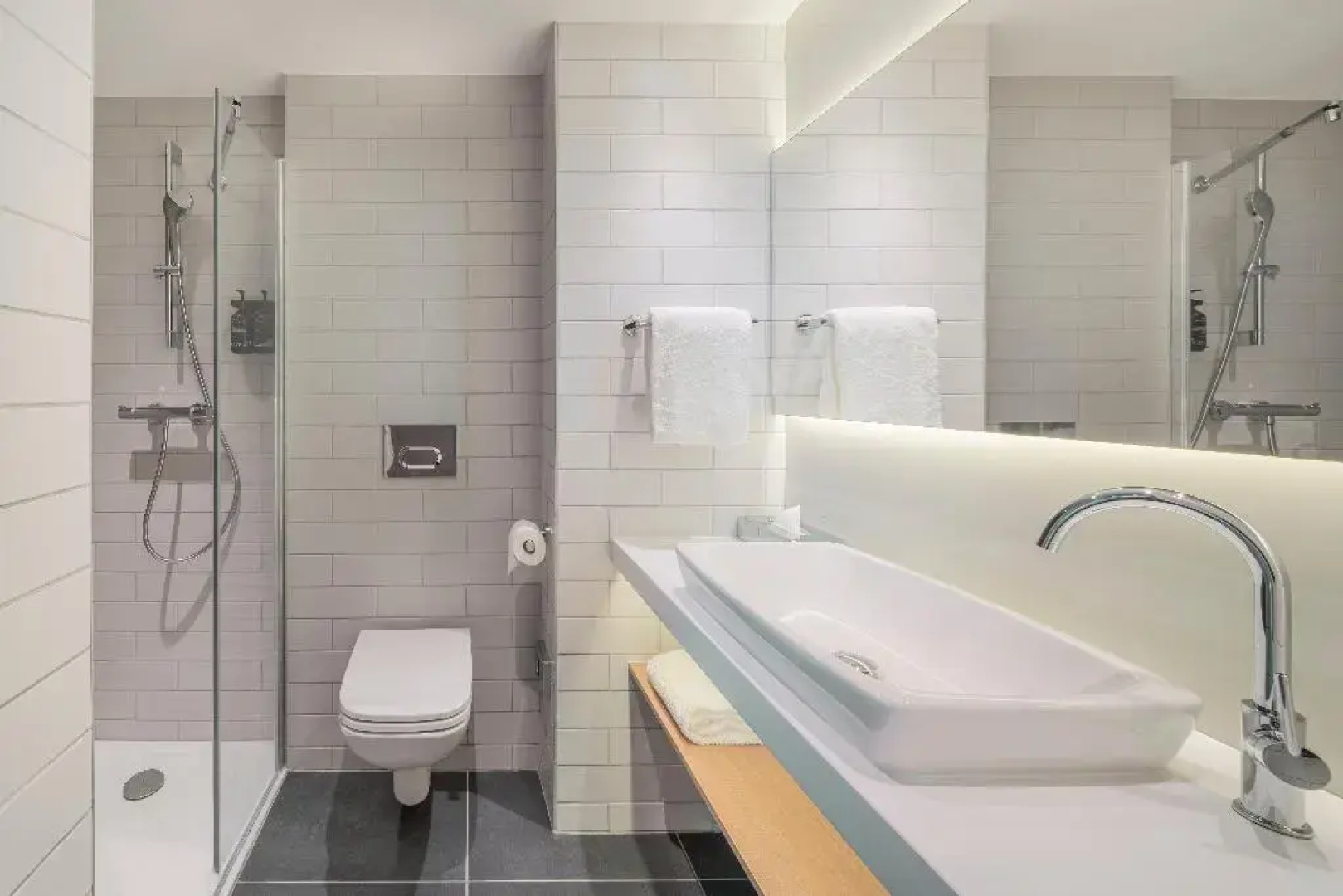 Holiday Inn Express Marne La Vallee Val D Europe
