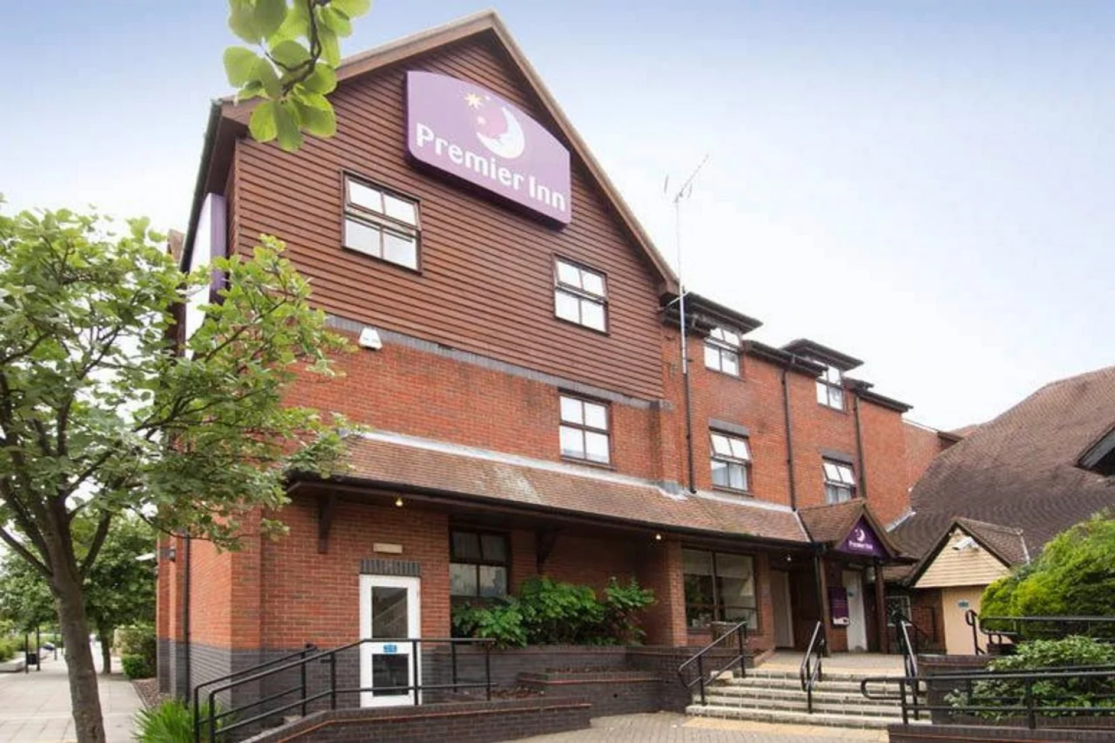 Premier Inn Milton Keynes Central
