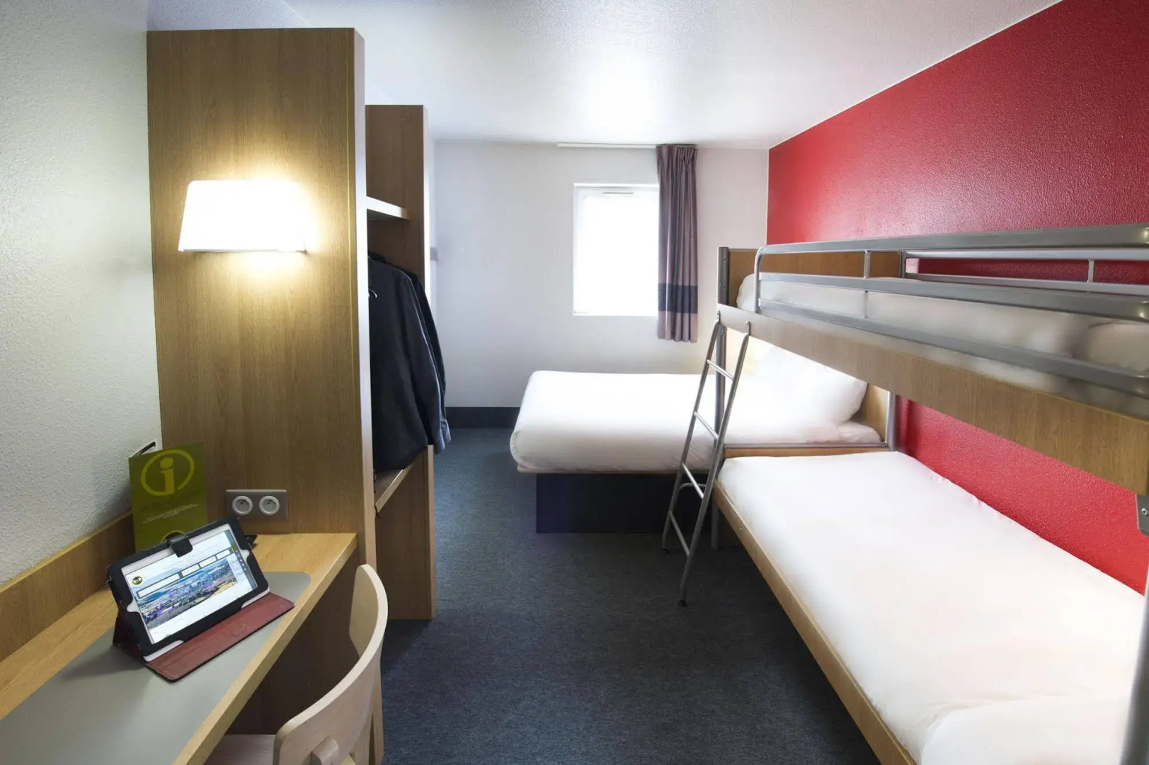 B&B HOTEL Tours Nord 2 La petit Arche