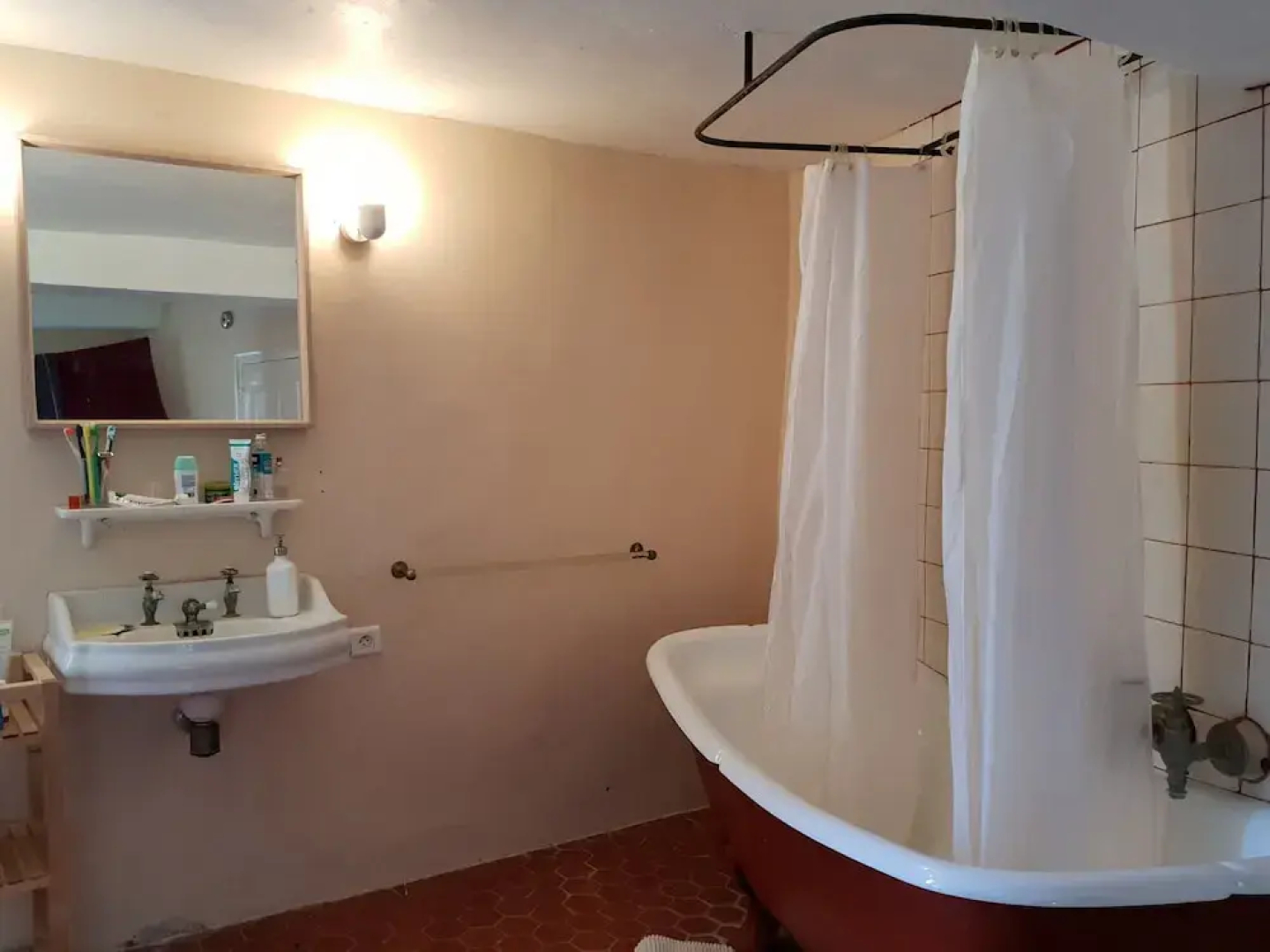 Farmhouse, With Large pvt Pool in Provence