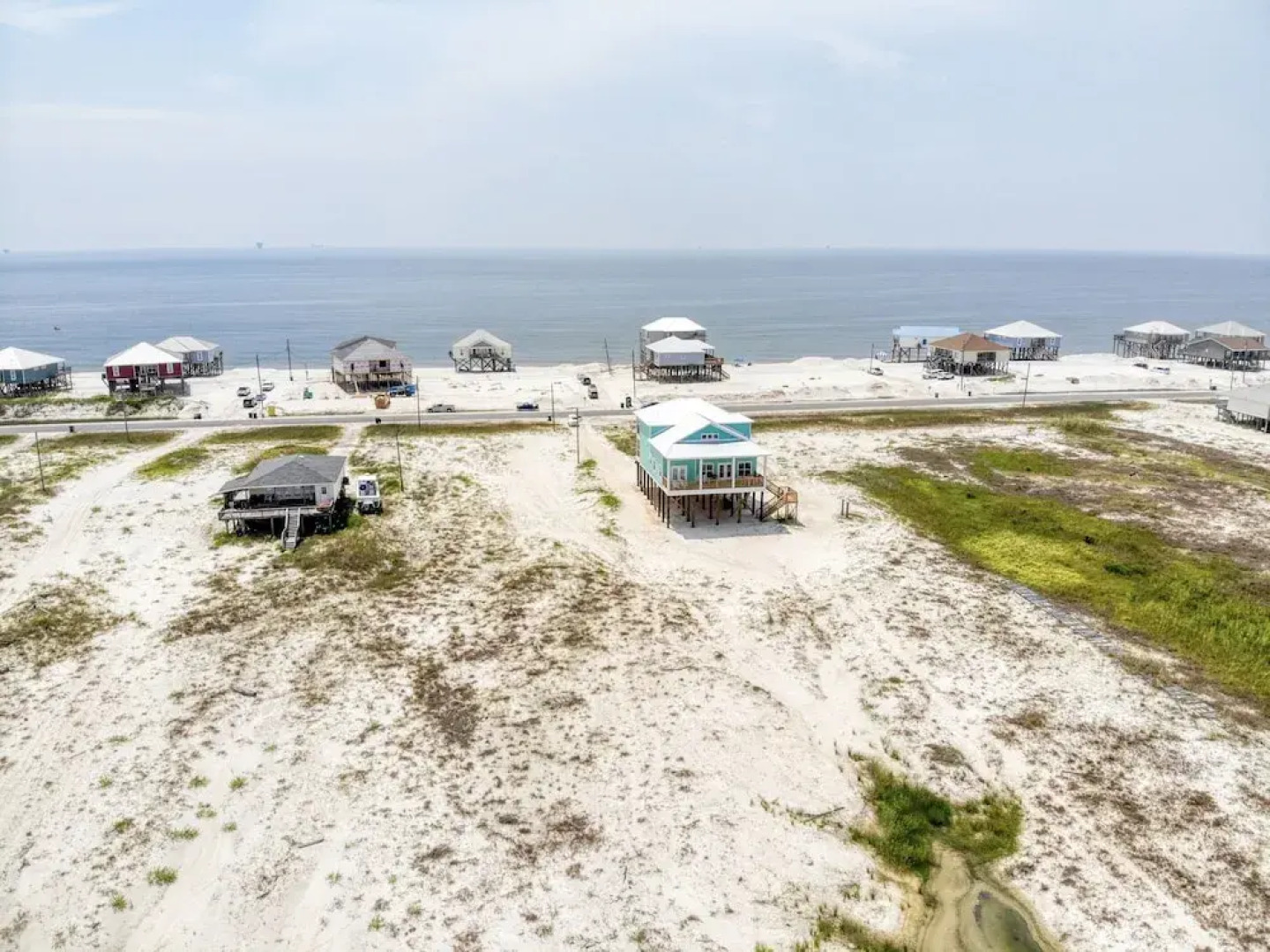 Salty Seahorse - Waterfront! Pet Friendly! Game Room, Pool Table, Beautiful Views - Room For The Whole Family 4 Bedroom Home by RedAwning