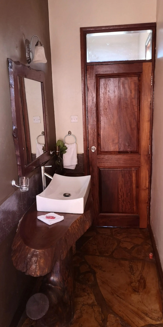 Surjios Guest House
