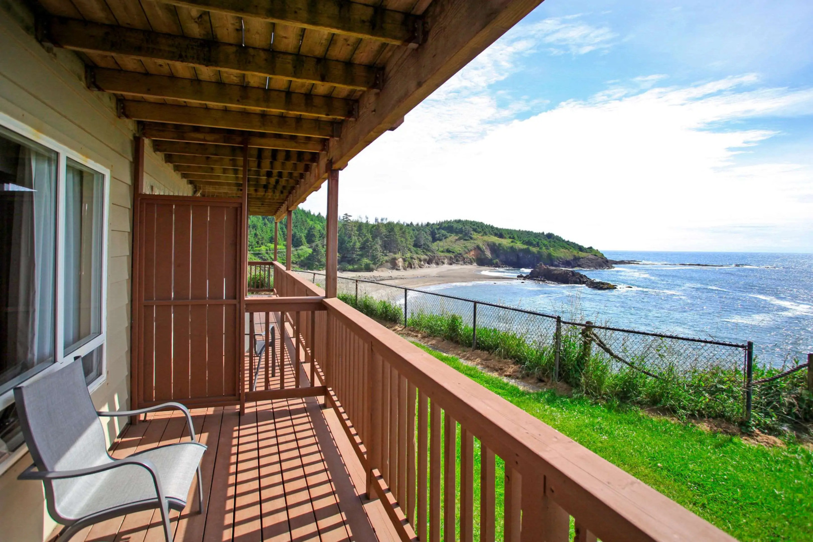 Clarion Inn Surfrider Resort