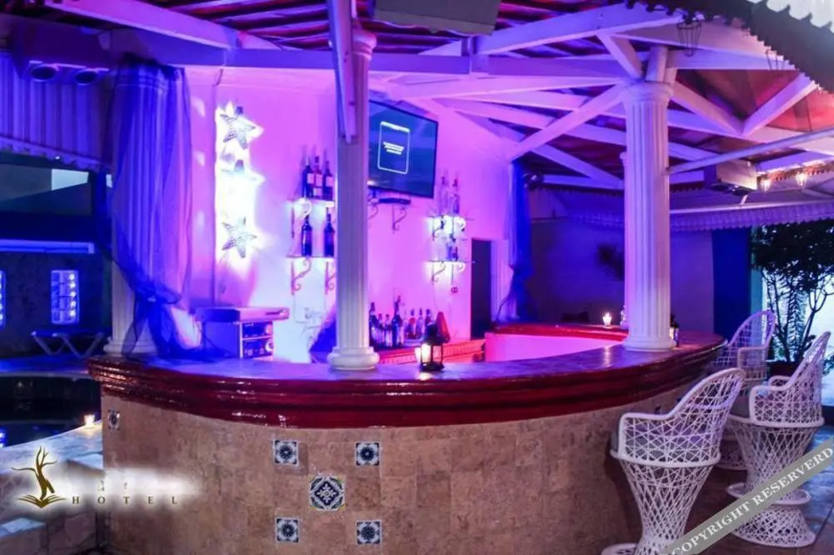 Hotel Tronco Inc