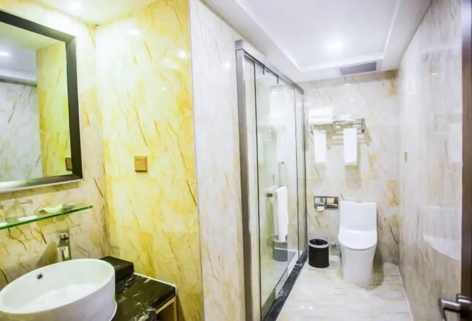 Hailian International Hotel