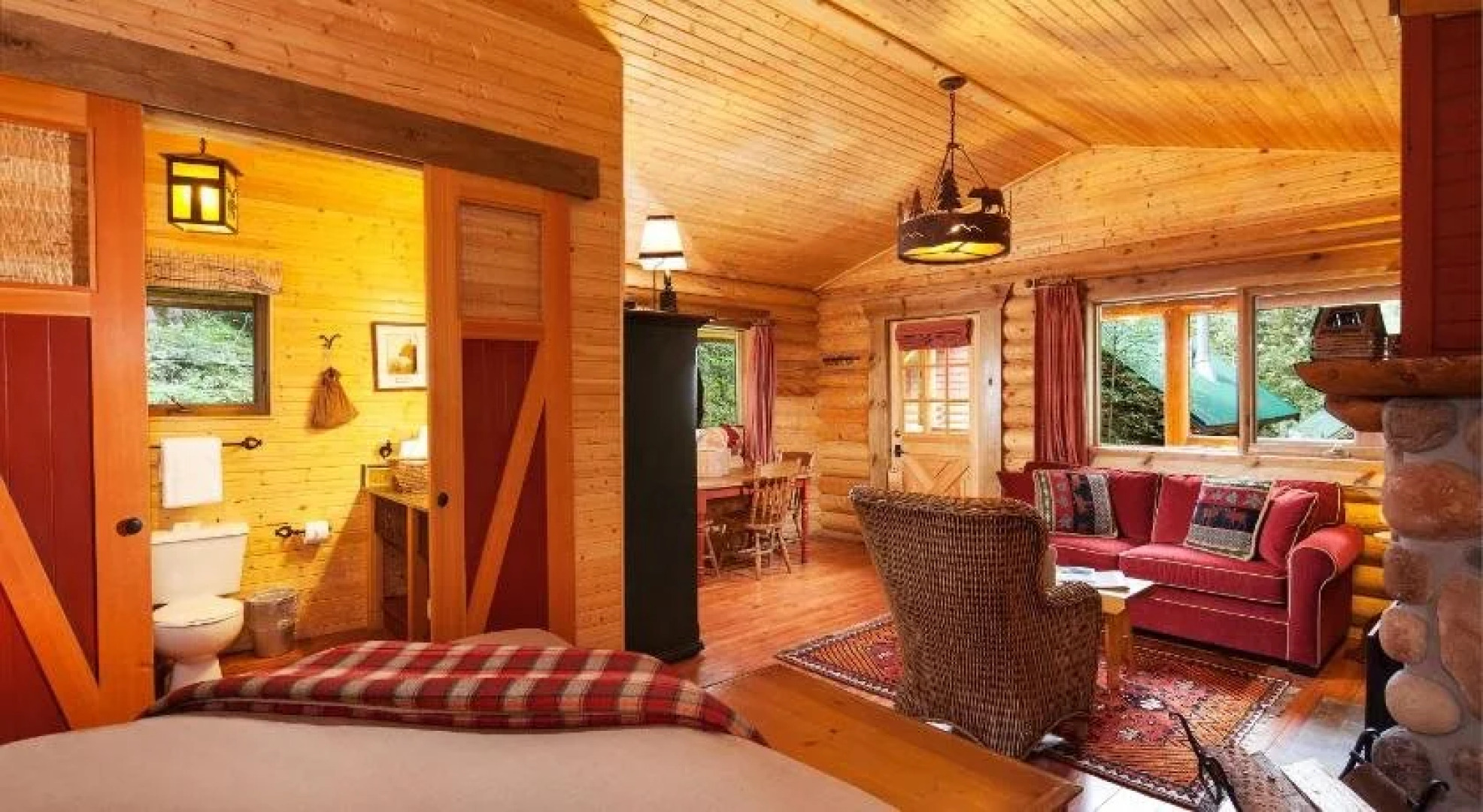 Cathedral Mountain Lodge