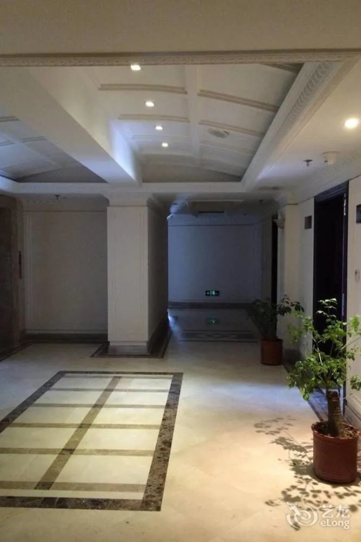 Saina Chateau