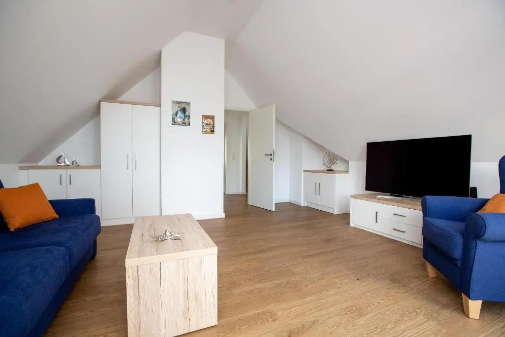 4 Zimmer Maisonette 3 Balkone optional Bootsliegeplatz Haus 6 A6