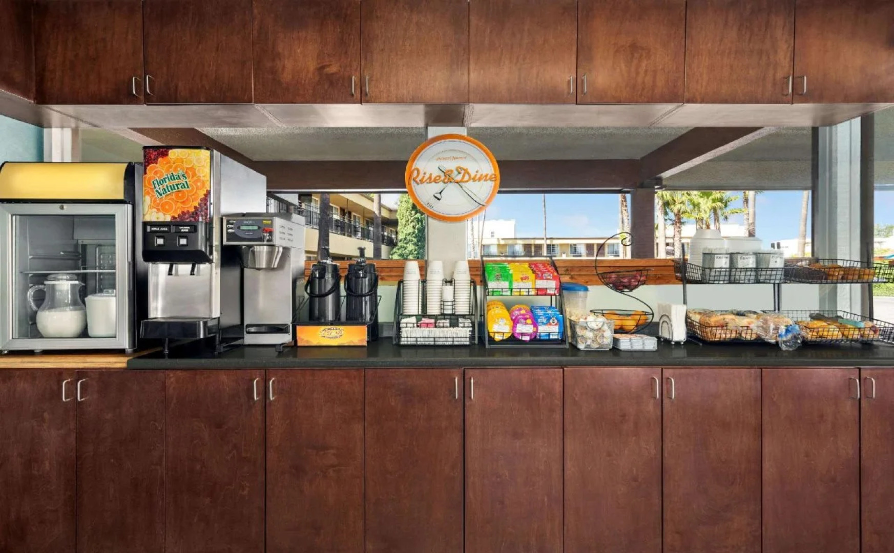 Howard Johnson San Diego State University Area