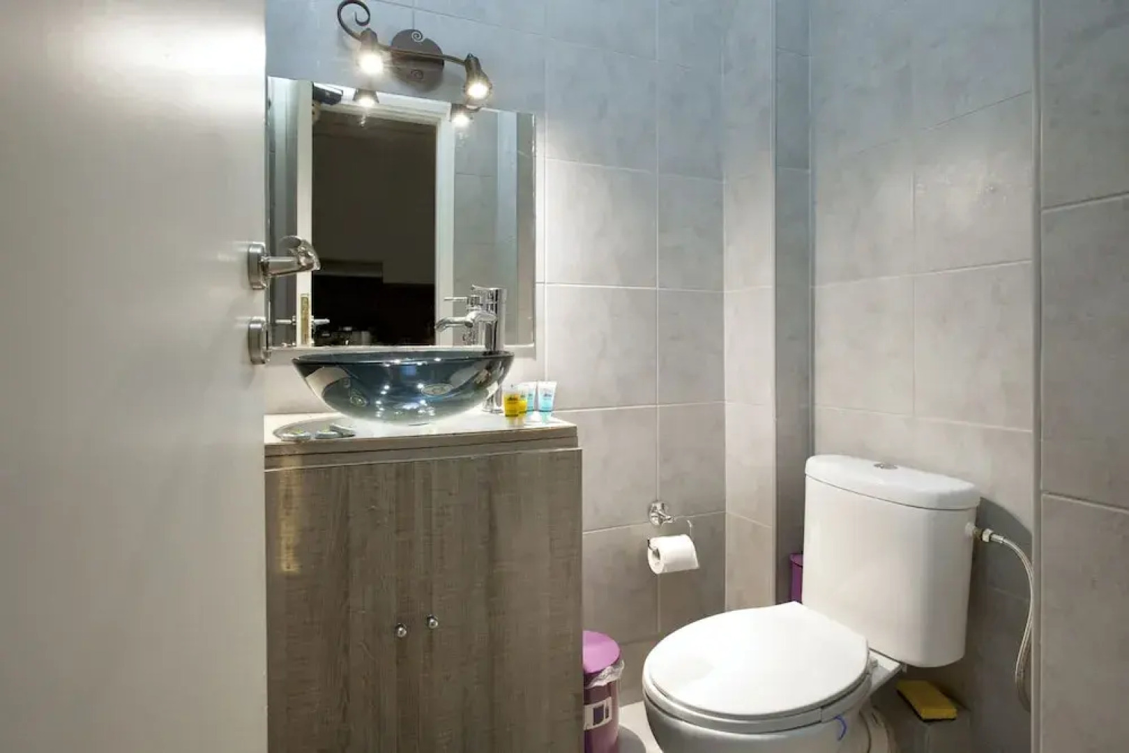 Chalandri, a newly renovated studio