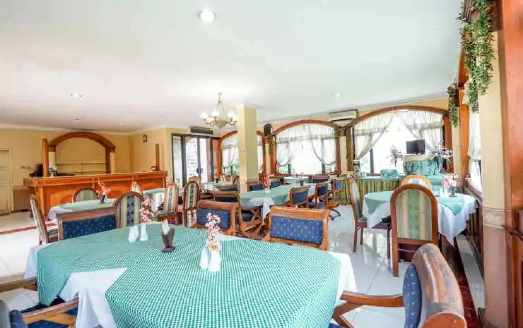 Hotel Istana Permata Juanda