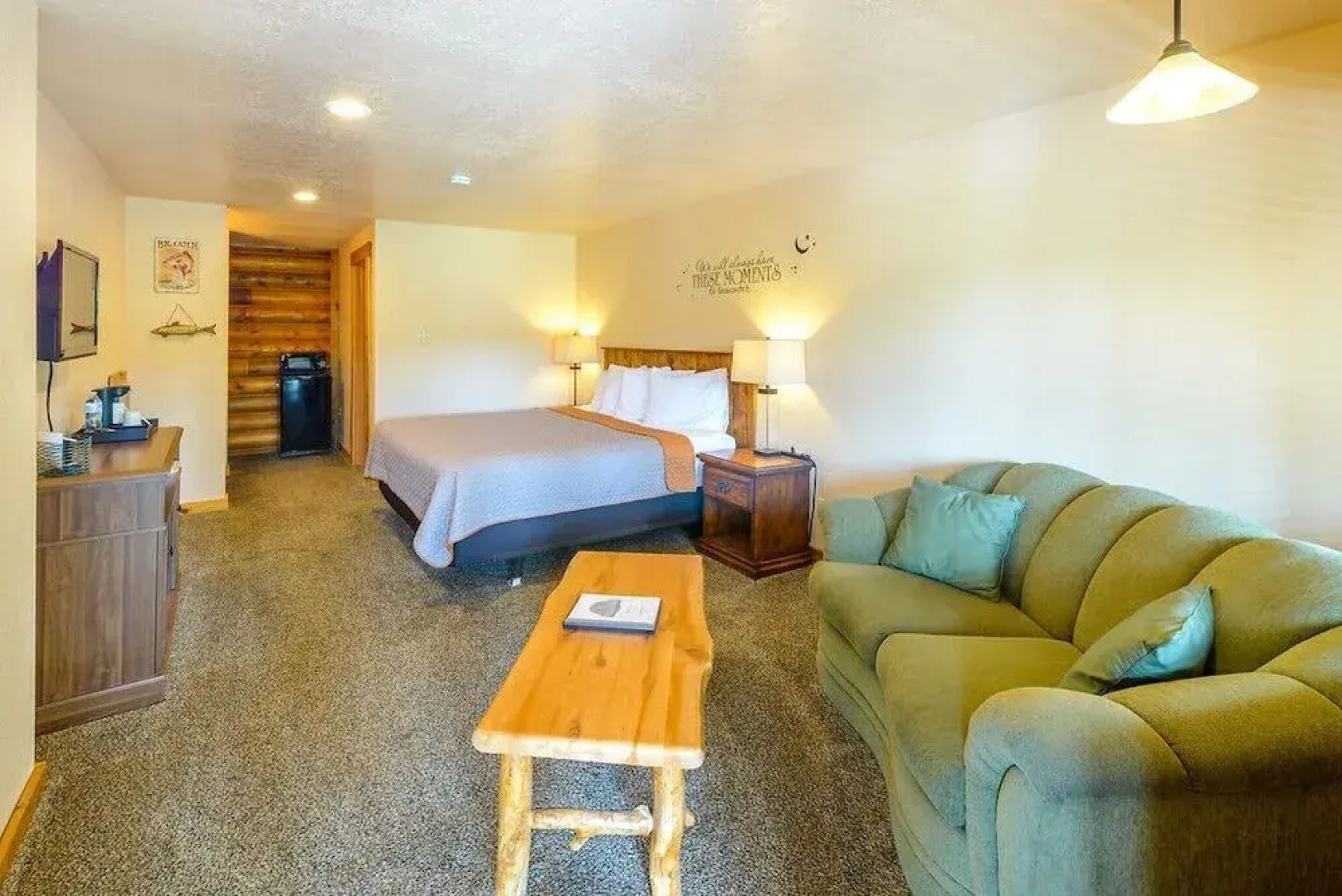 Duck Creek Village Inn
