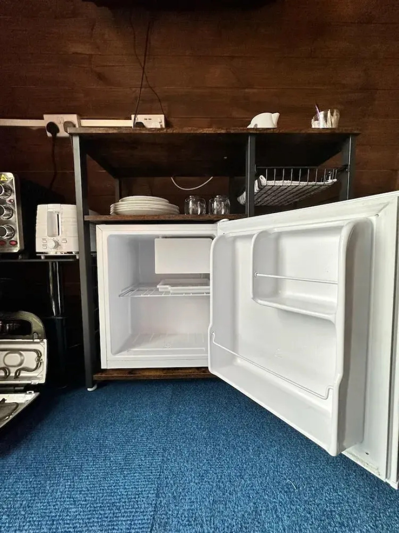 Woodland Camping pod With use of Campsite Bathroom