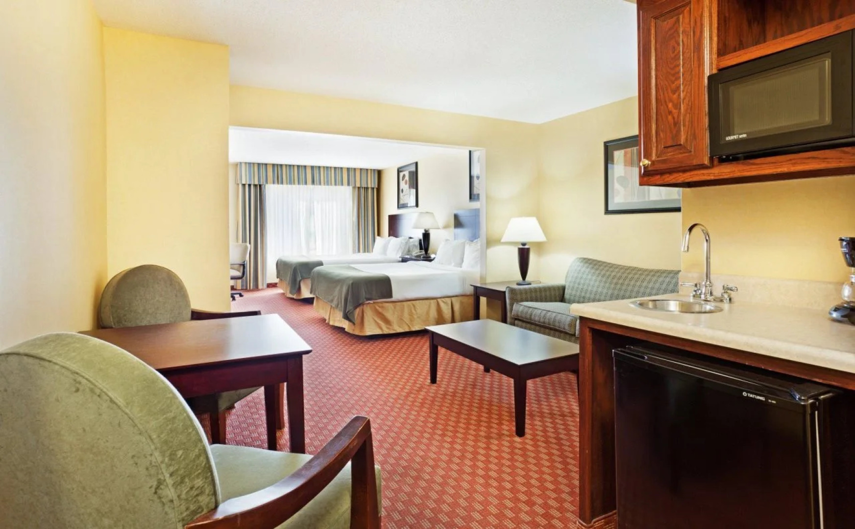 Holiday Inn Express Hotel & Suites Pikeville by IHG