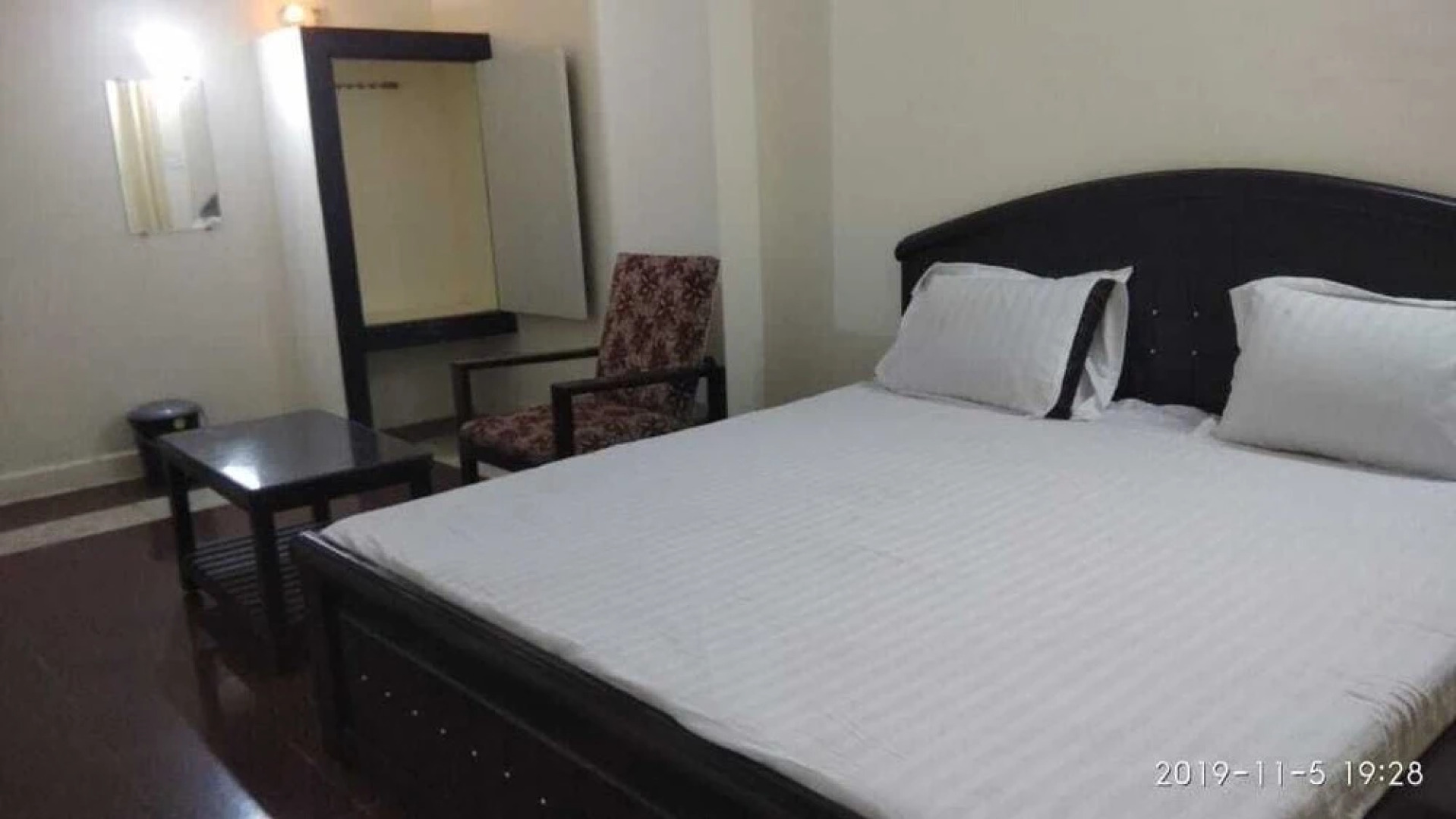 Hotel Sundar by iROOMZ