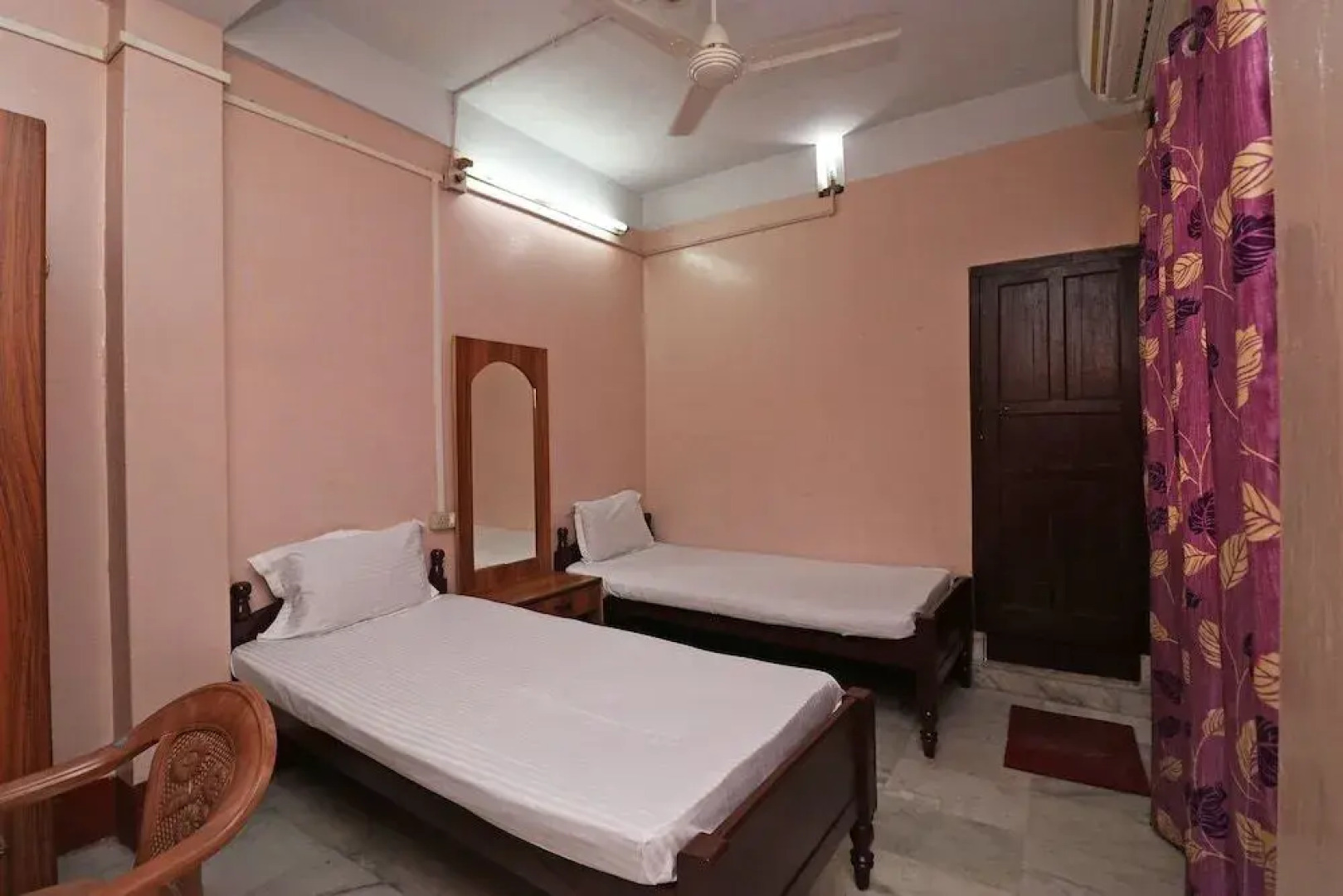 Spot On 41656 Hotel Maruti Spot