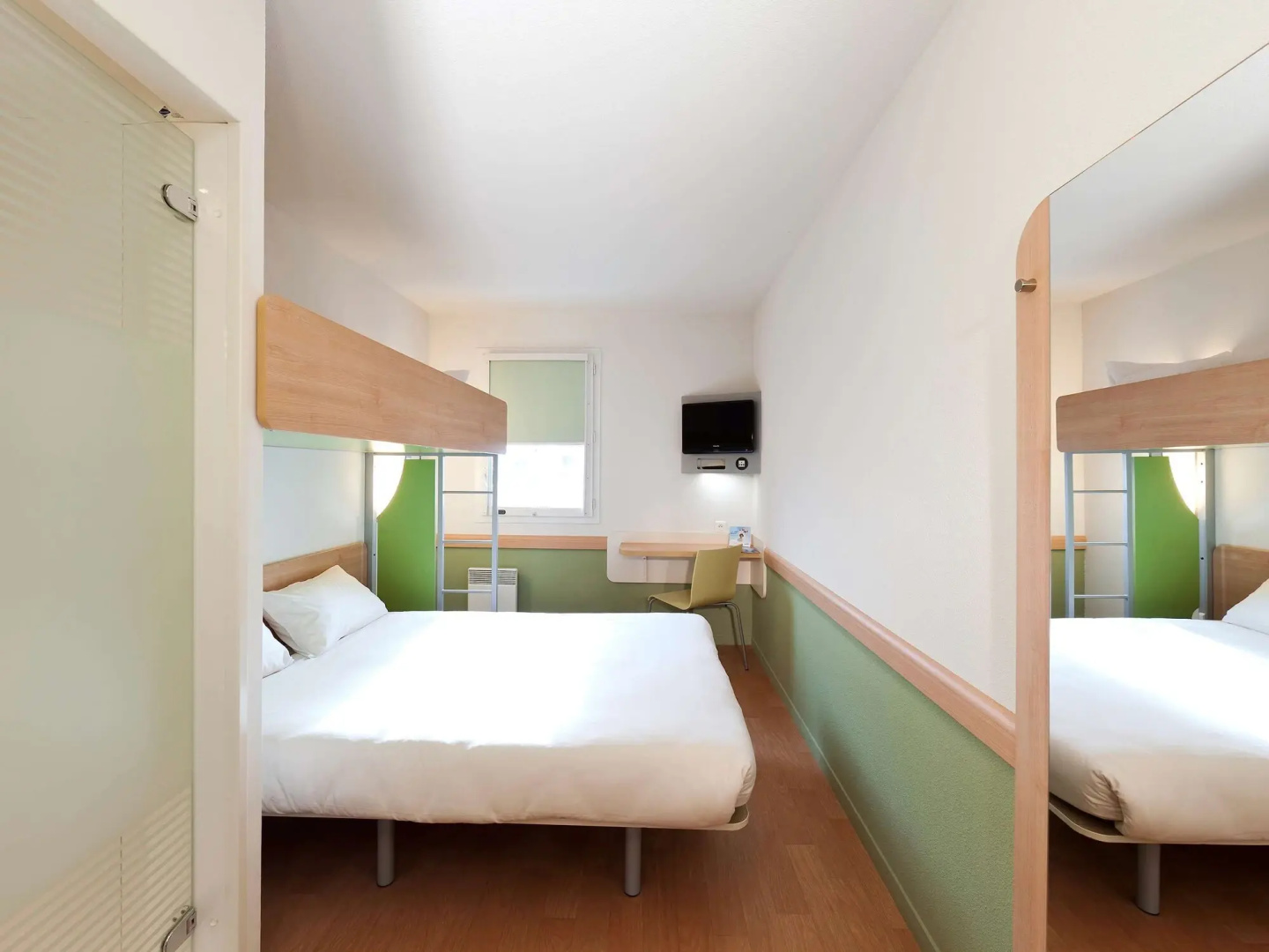 ibis budget Mantes-la-Jolie Sully