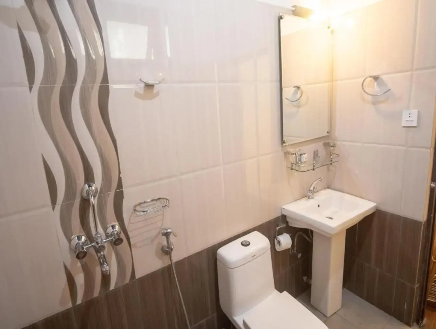 Chitwan Riverside Resort by OYO Rooms