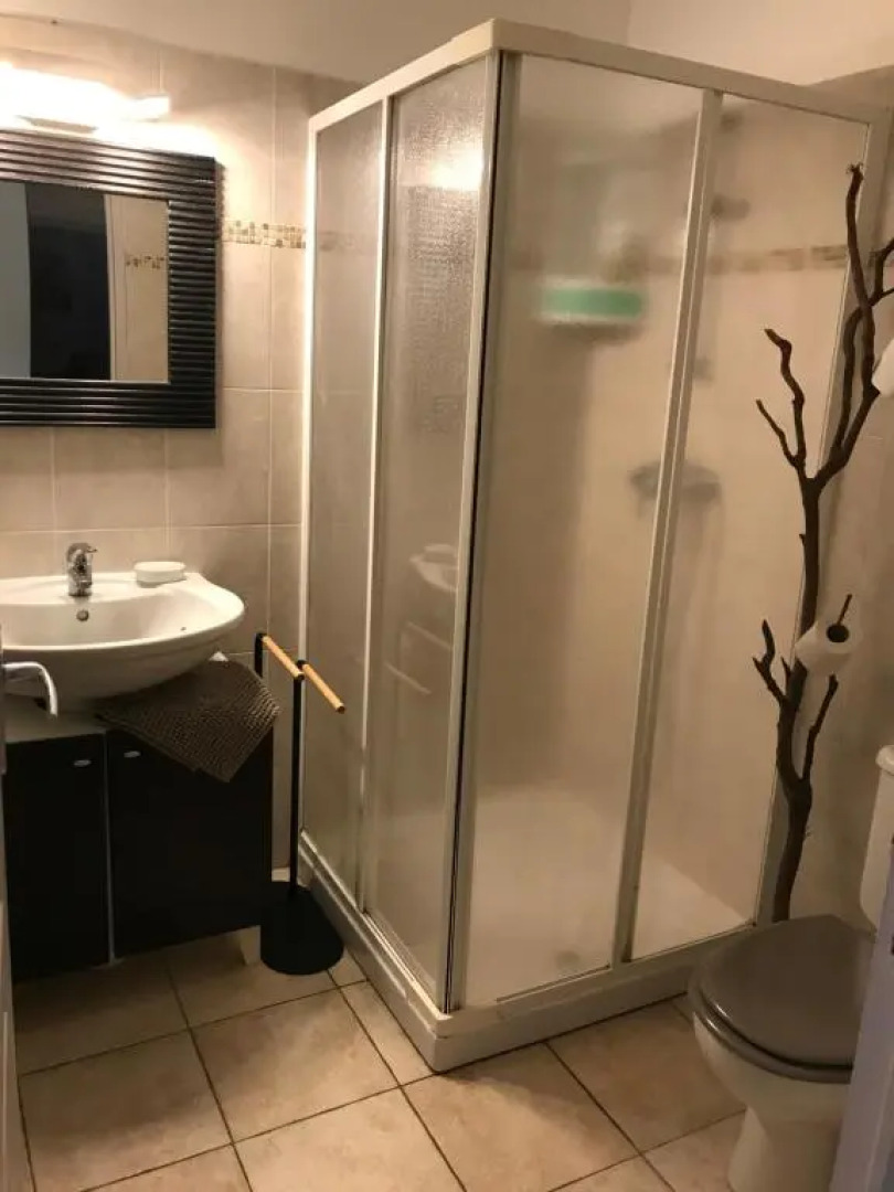 un ecrin de verdure face à la mer