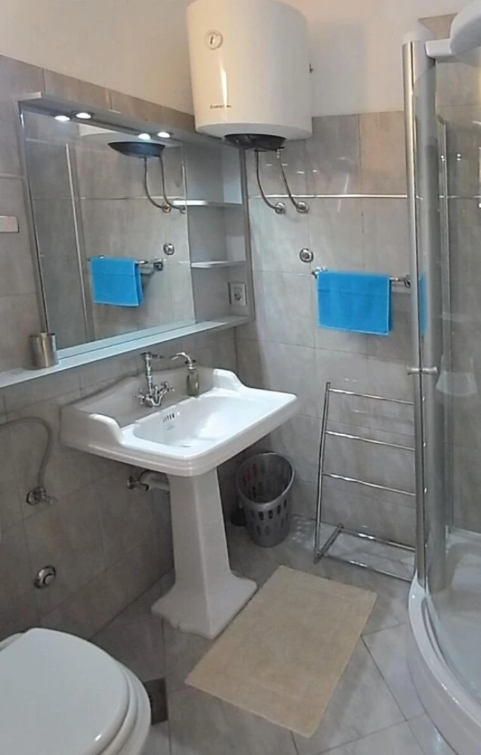 Nice Home in Drvenik Mali With Wifi and 4 Bedrooms