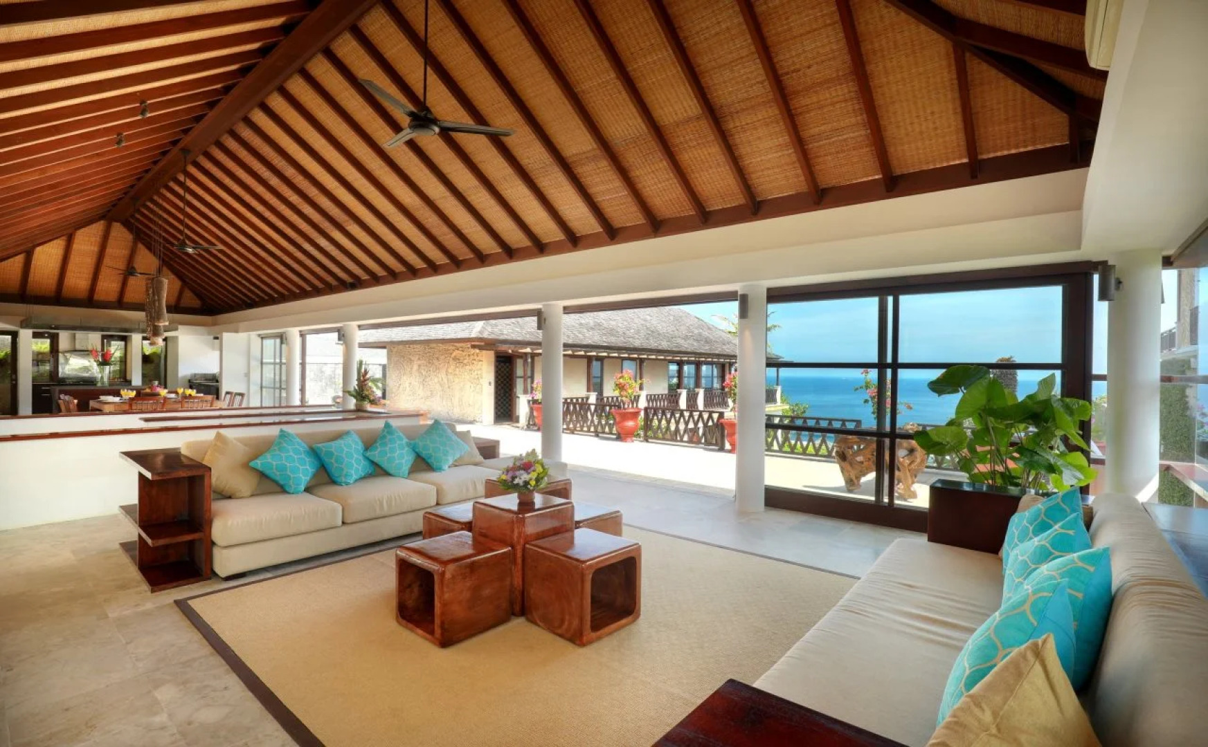 The Cliff Hotman Paris VI Pandawa