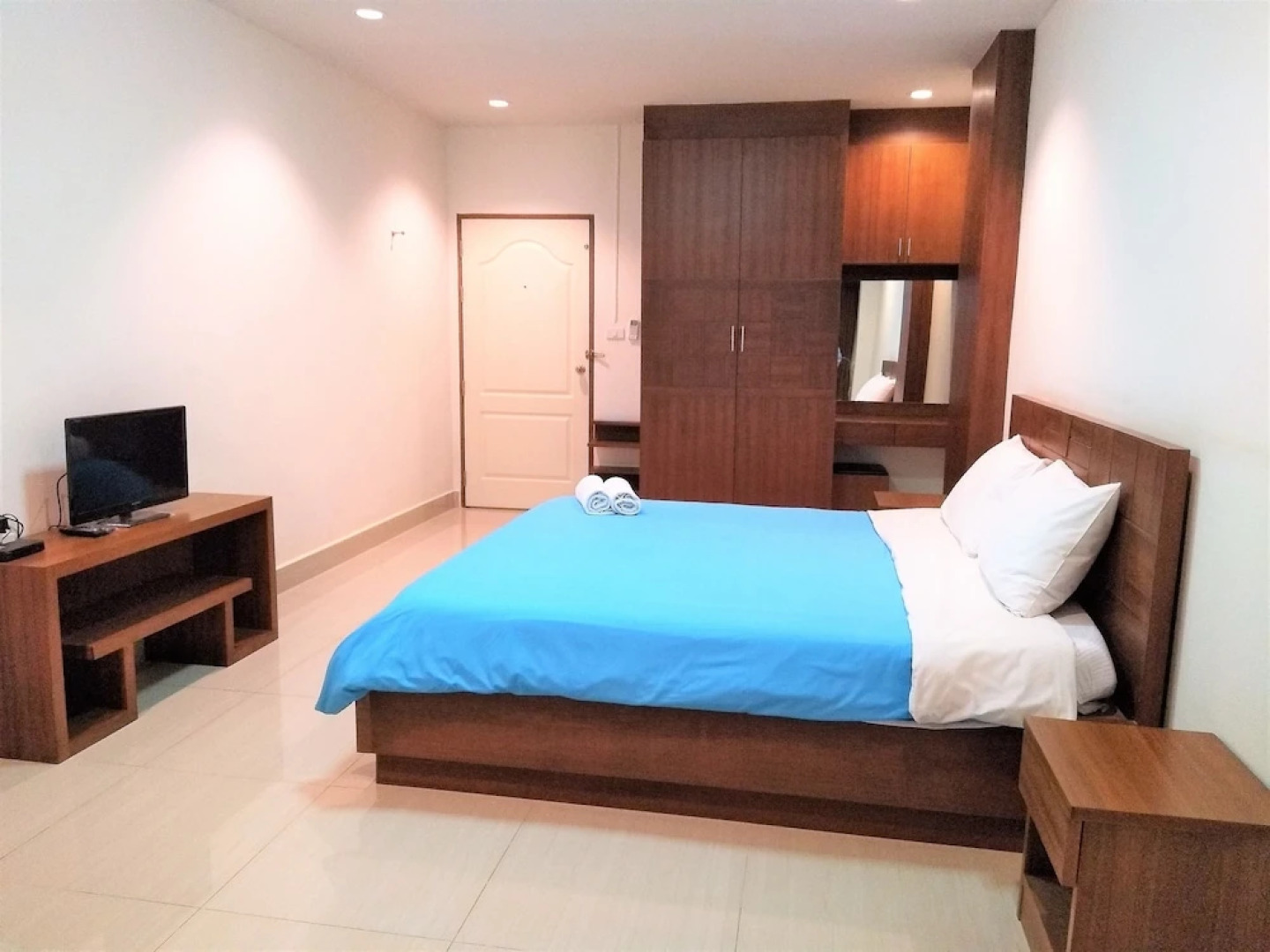 Aung Pung Serviced Apartment