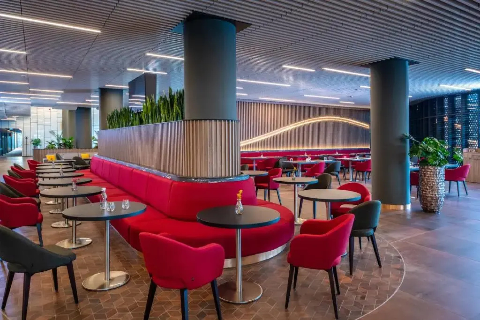 Flow Hotel & Conference