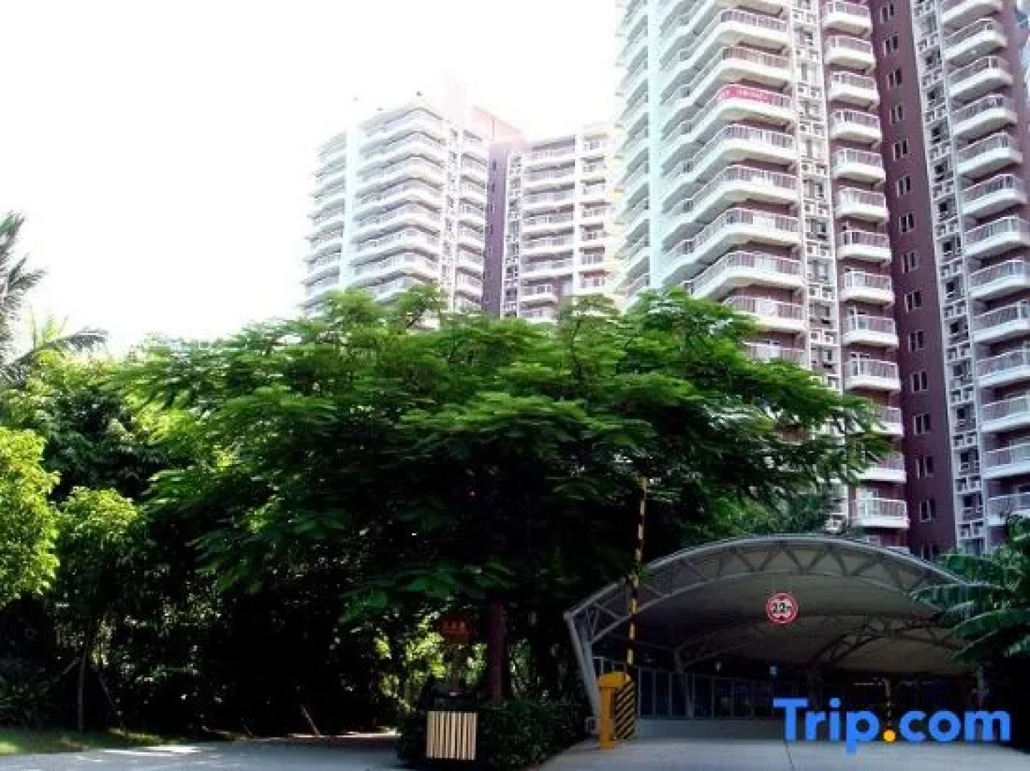 Sanya Zhiaihe Seaview Apartment (Sanya Jinling Seaview Garden Branch)