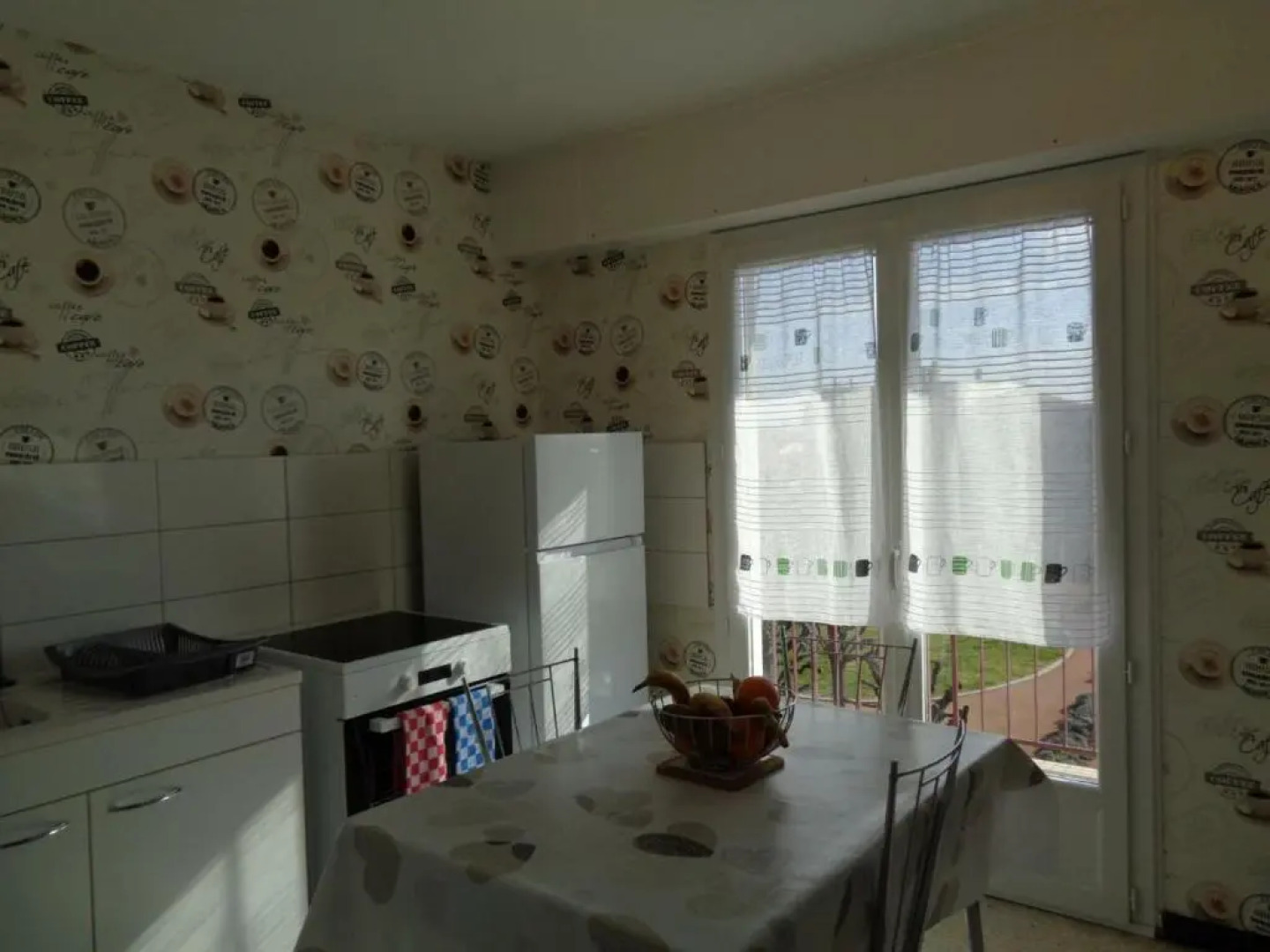 Appartement Montrond-les-Bains, 2 pièces, 2 personnes - FR-1-496-229