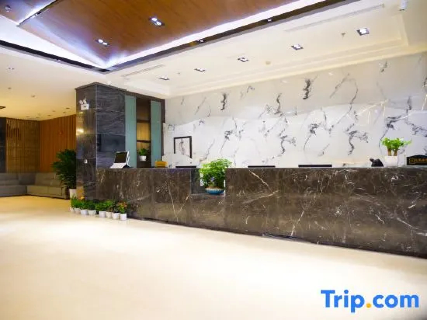 Xinxiang Zhonglian Hotel
