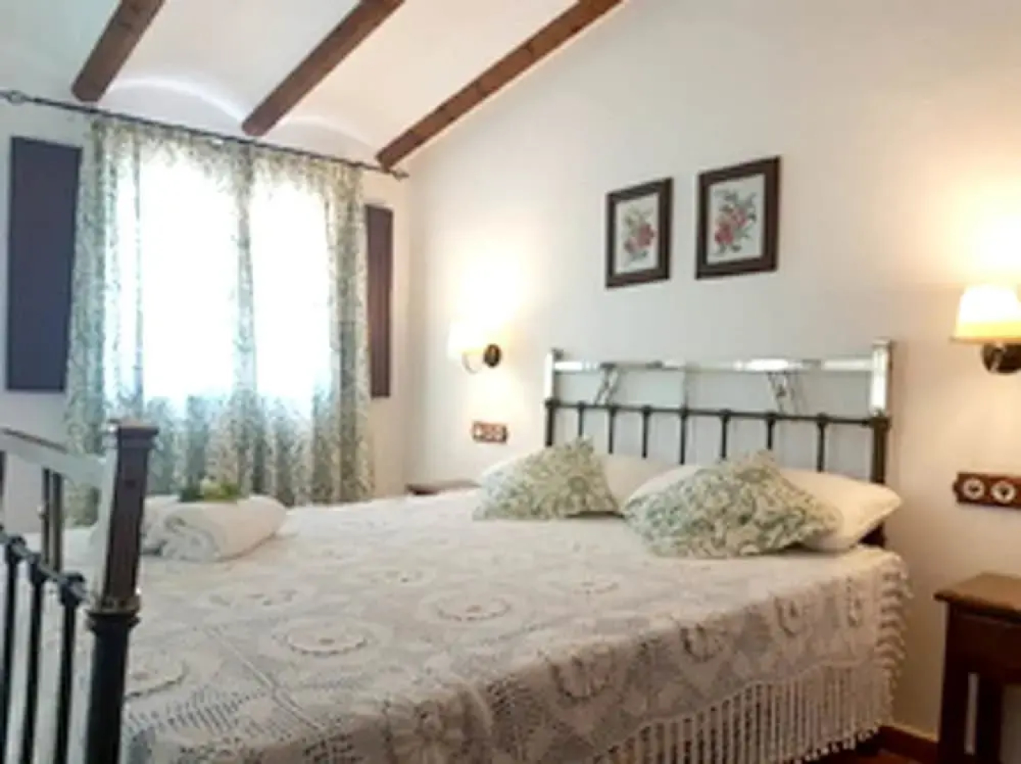 Apartment With 5 Bedrooms in Fontanar, With Wonderful Mountain View, Private Pool and Enclosed Garden - 200 km From the Slopes