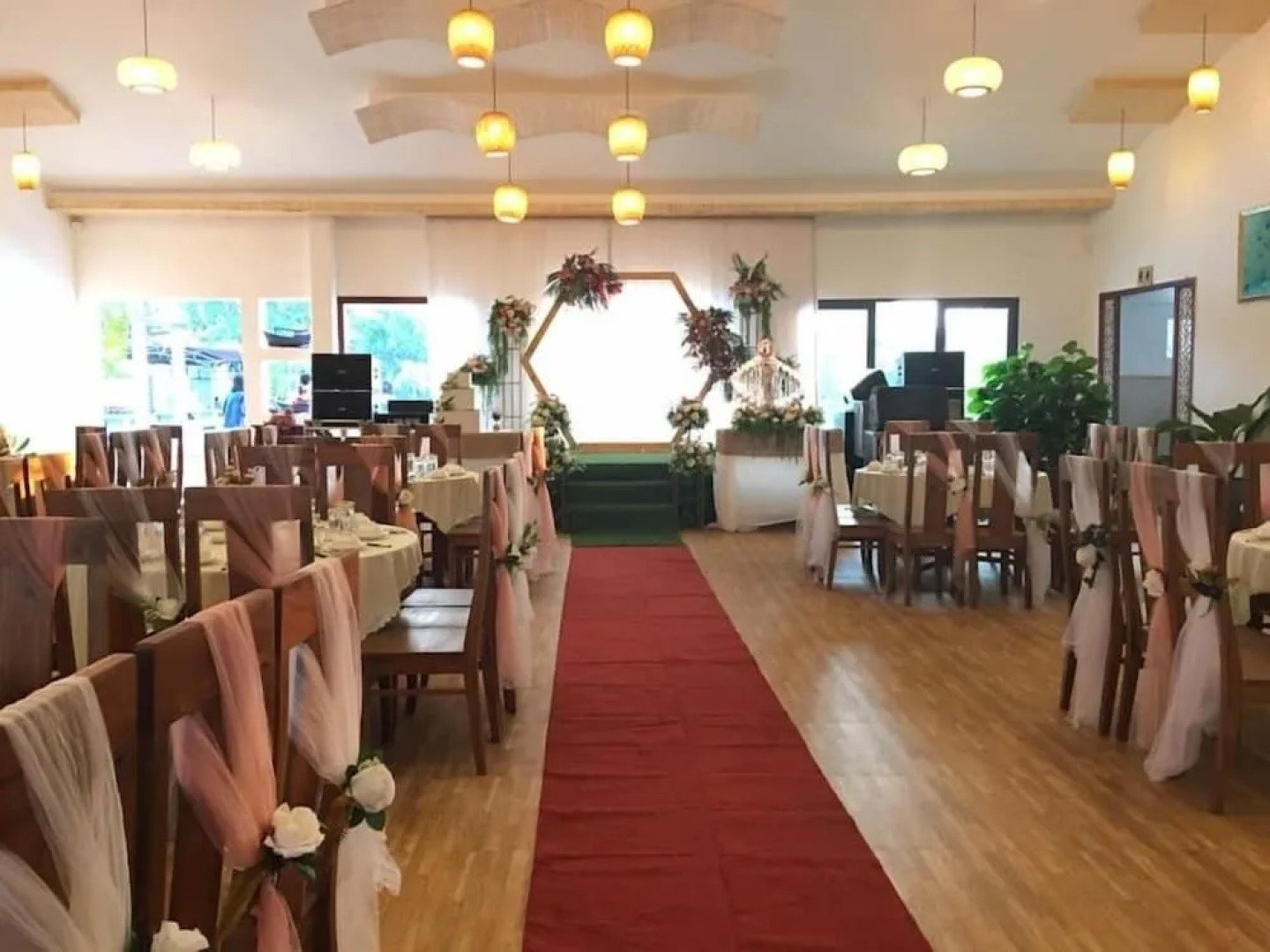Ivory Phu Yen Hotel