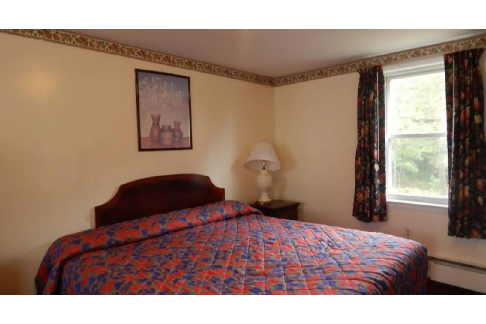 Knights Inn  Centerville MA