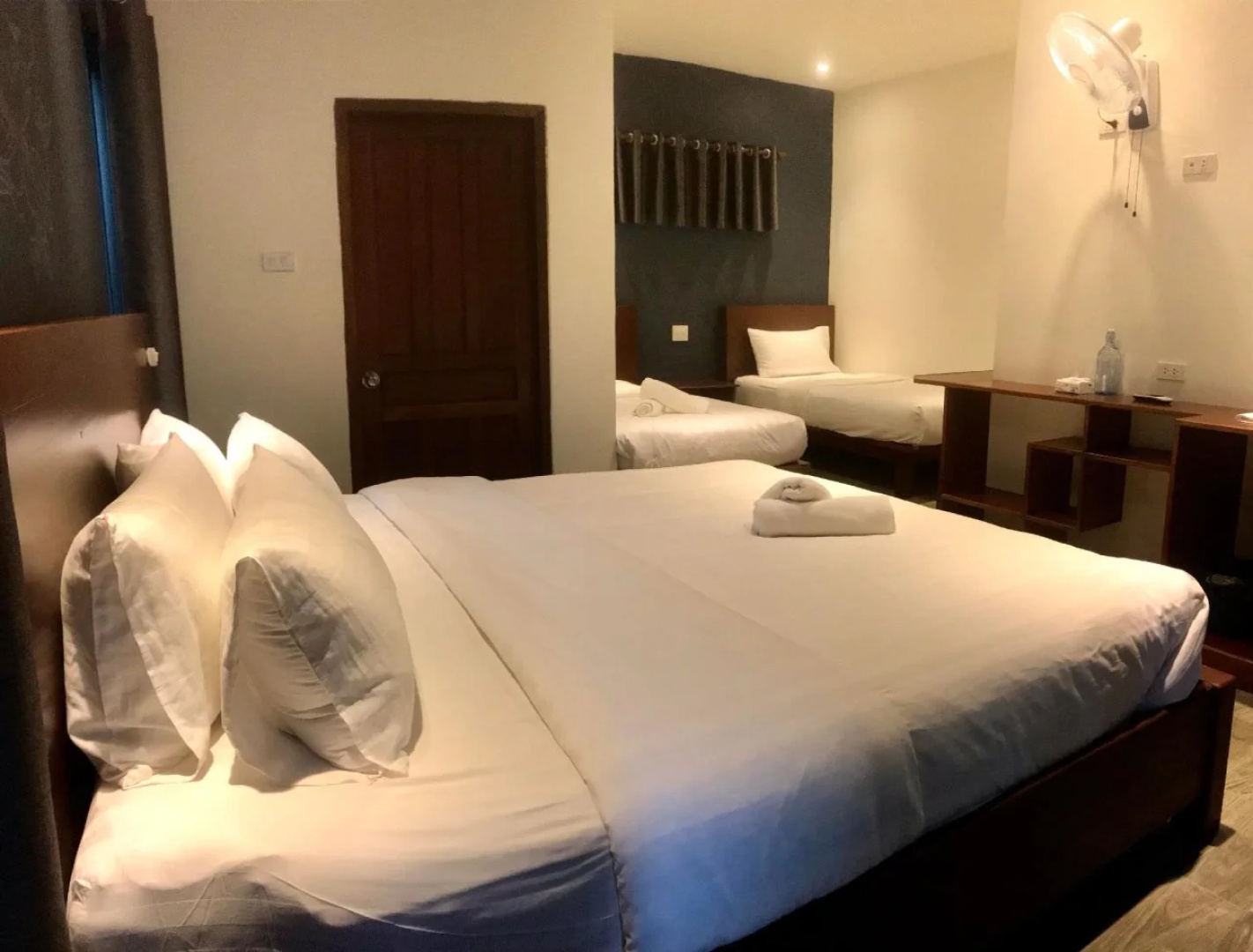 Faraway Suites - Hostel