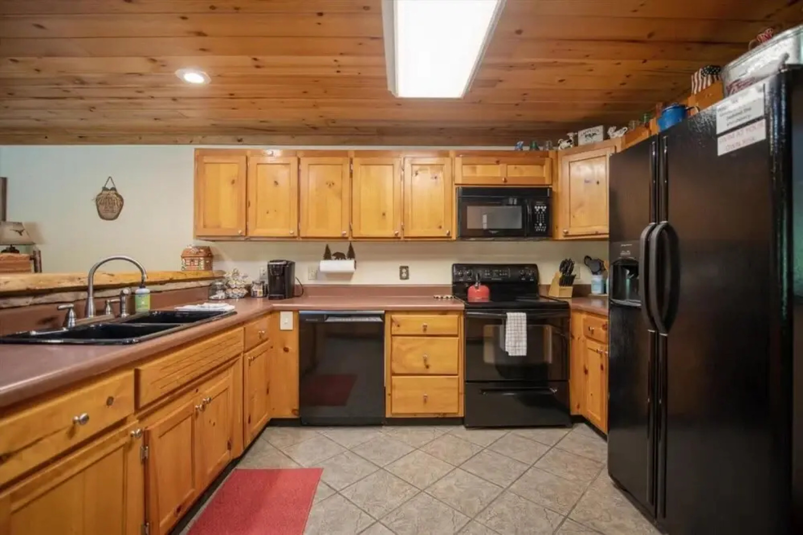 Cowboy Cabin - Gorgeous Unique Mountain Cabin With Creek Porch Pool Table