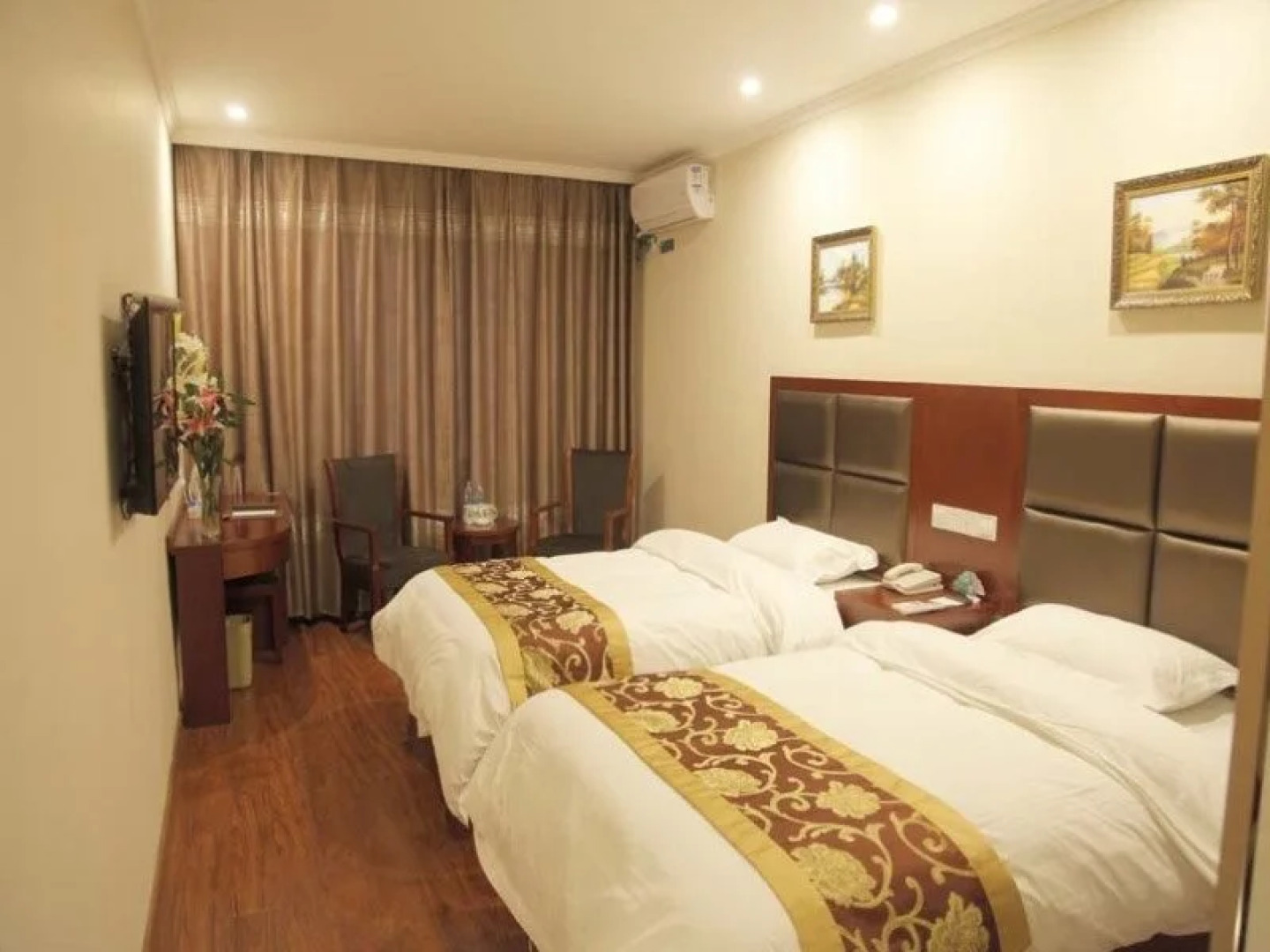 GreenTree Inn Anhui Wuhu Wuwei Chaowu Bus West Station Express Hotel