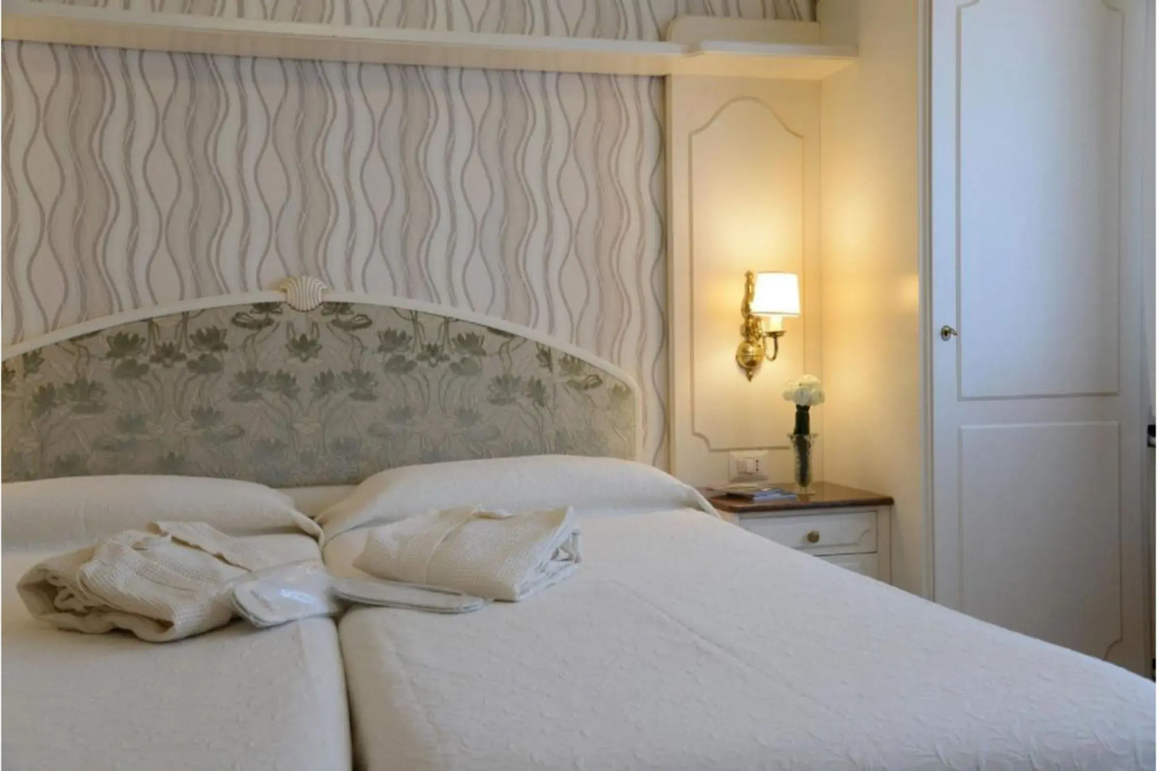 Отель Metropole Suisse