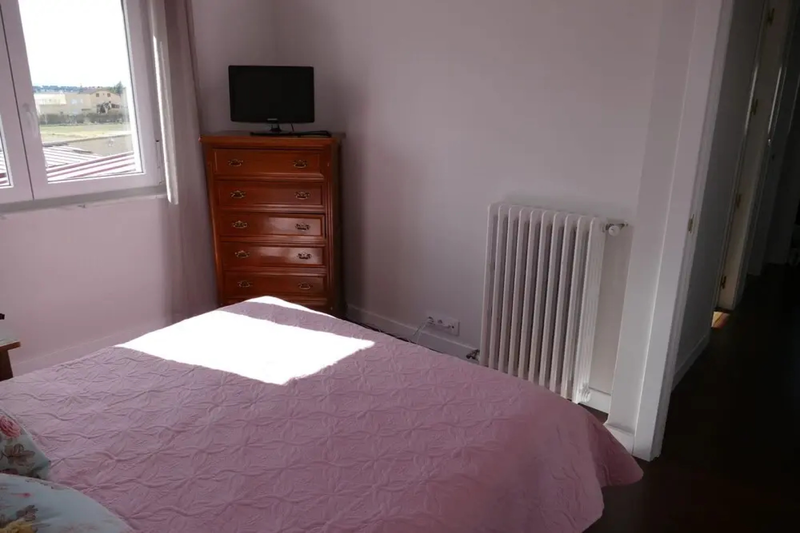 2 Bedrooms Town House for Rent