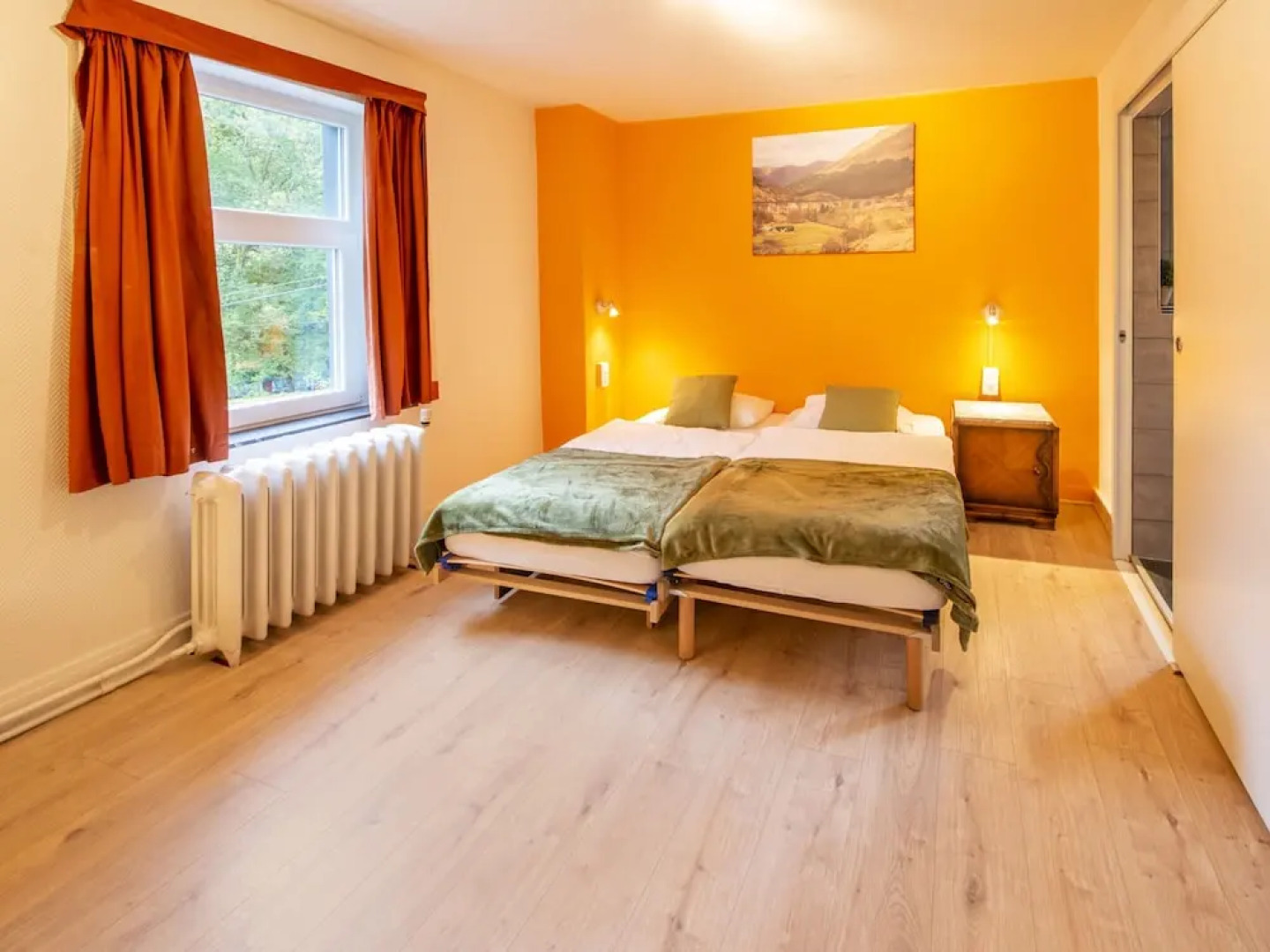 Charming Chalet in Falaen by River & Chateau